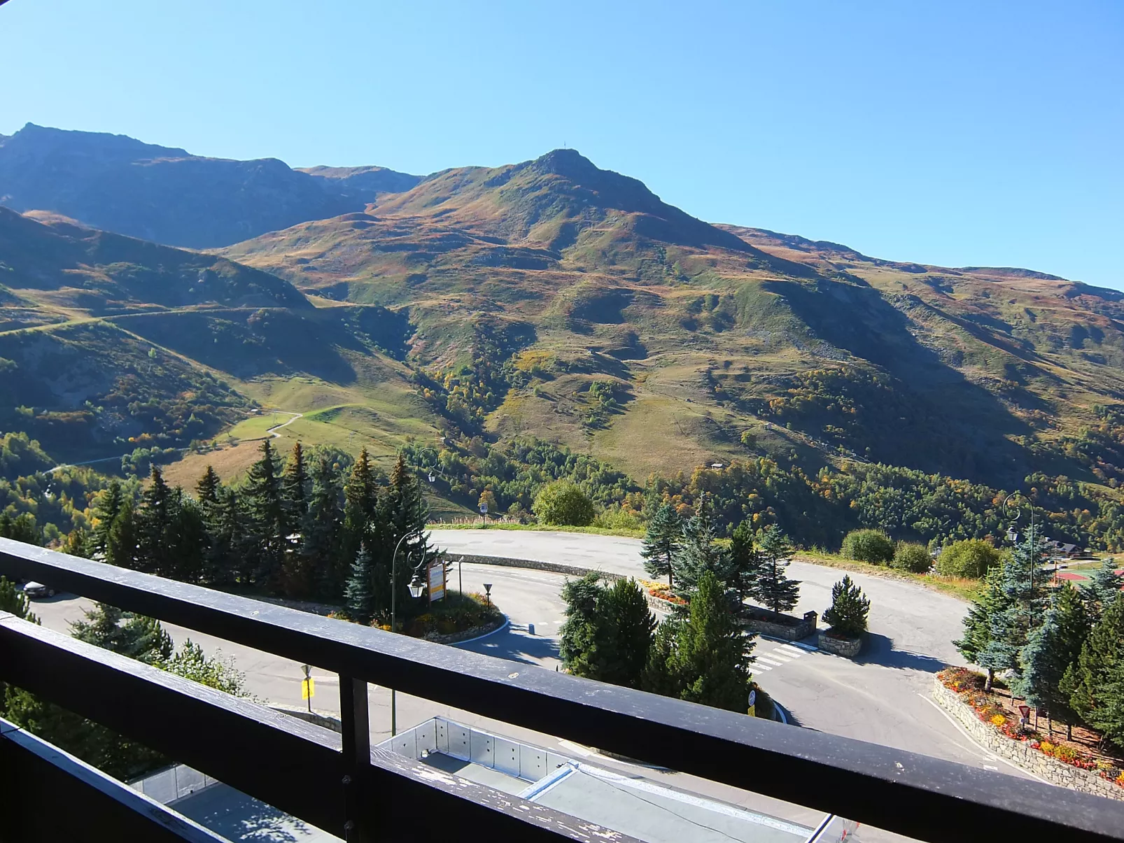 Oisans 37-Outside