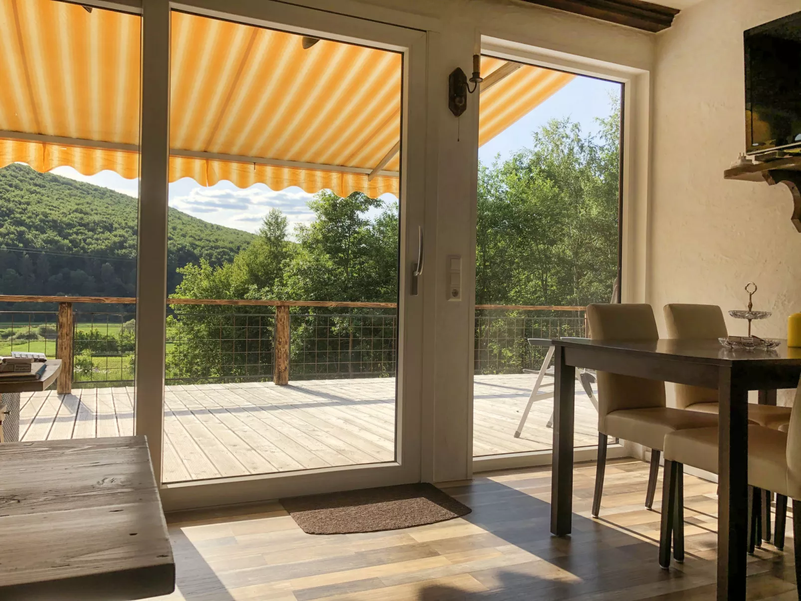 Haus am Fluss-Inside