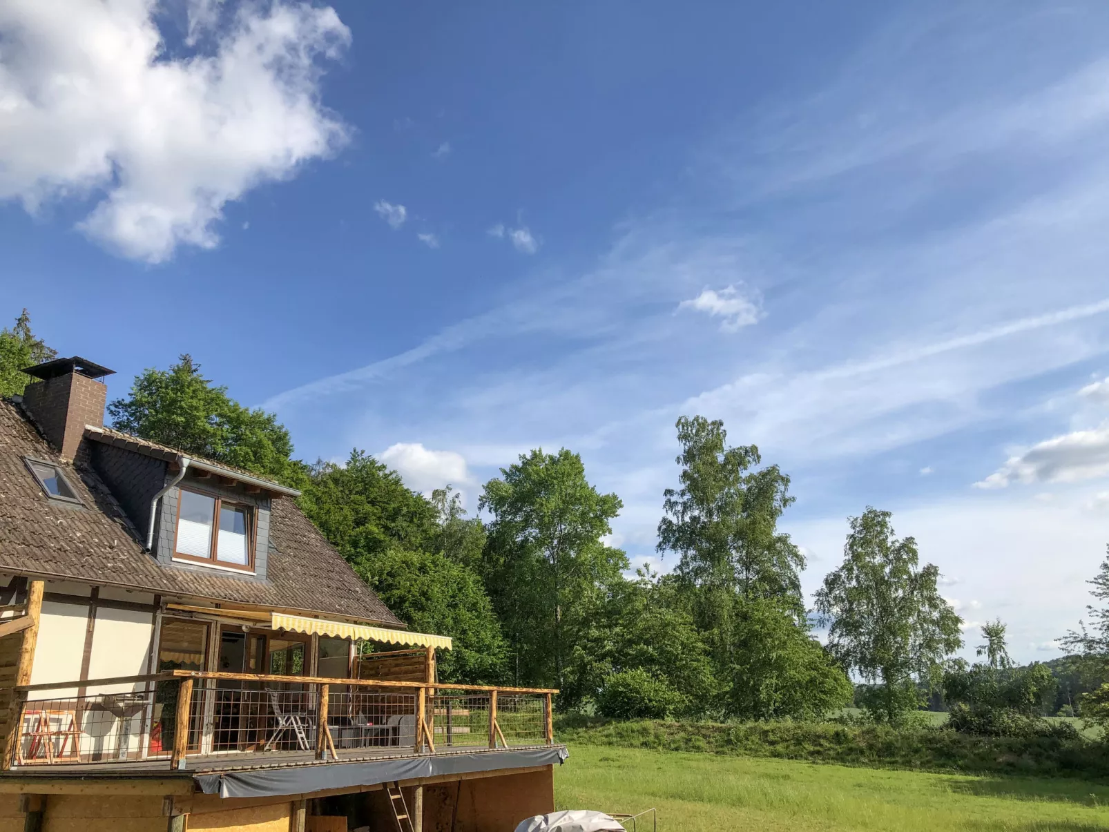 Haus am Fluss-Outside