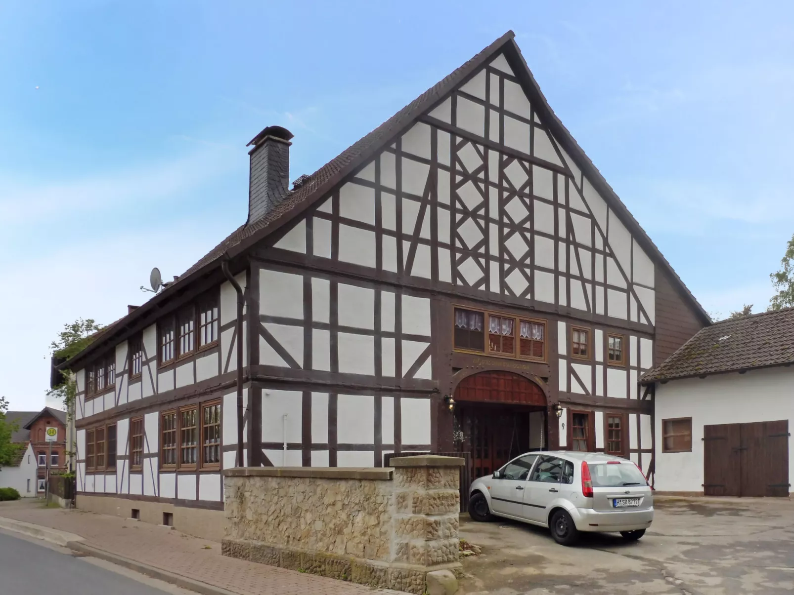 An der Dorfkirche-Outside