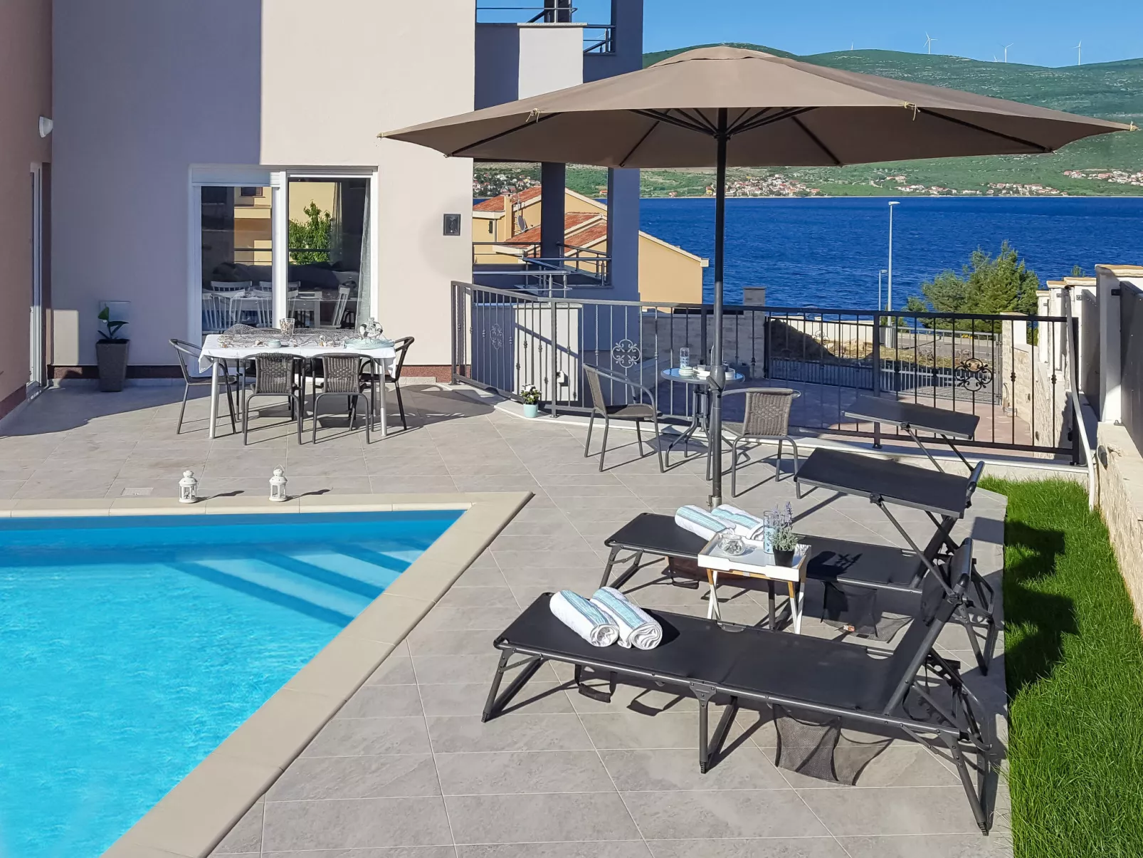 Sea Front Villa Lucija-Inside