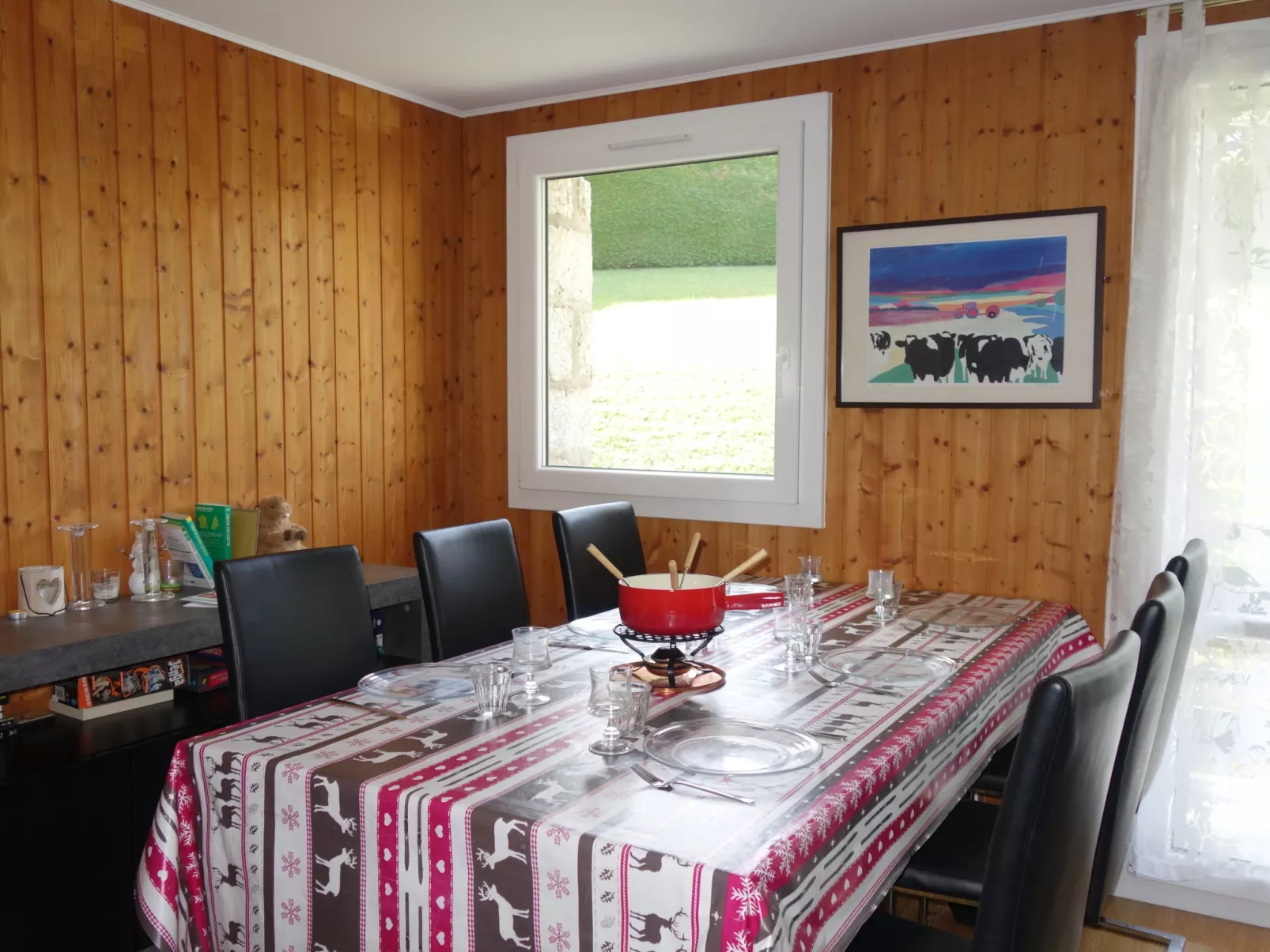 Le Nerey-Inside