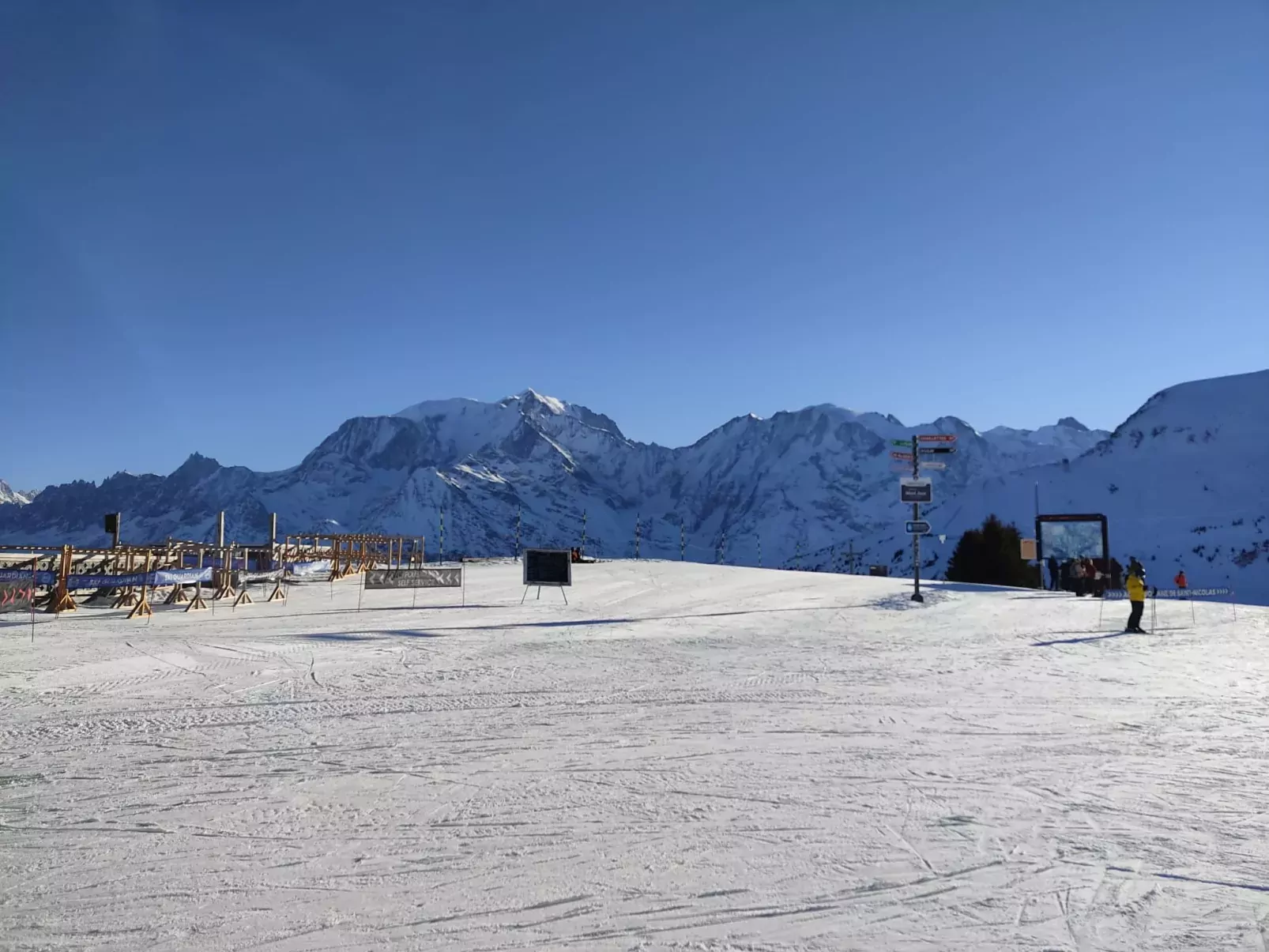 Le Nerey-Area