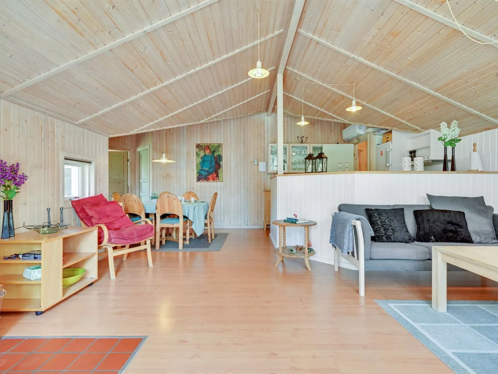 "Landuin" - 230m from the sea-Inside