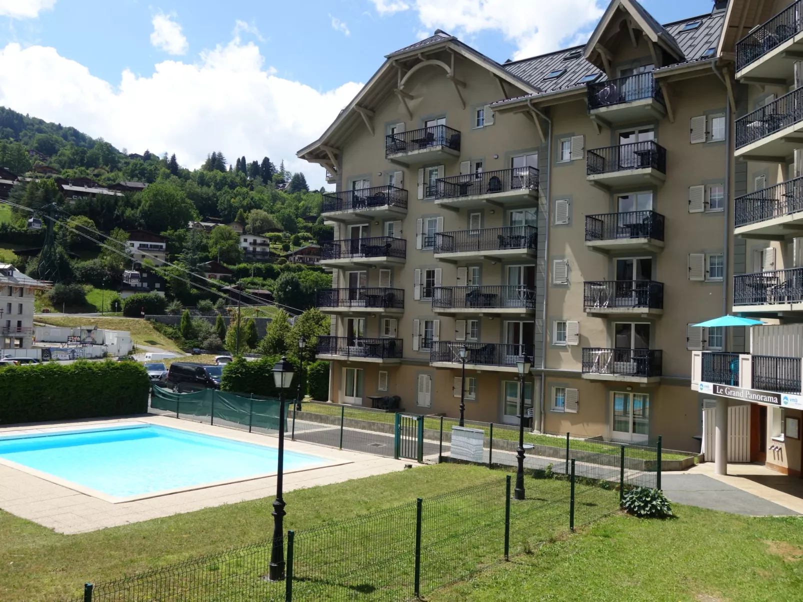 Le Grand Panorama 412-Outside