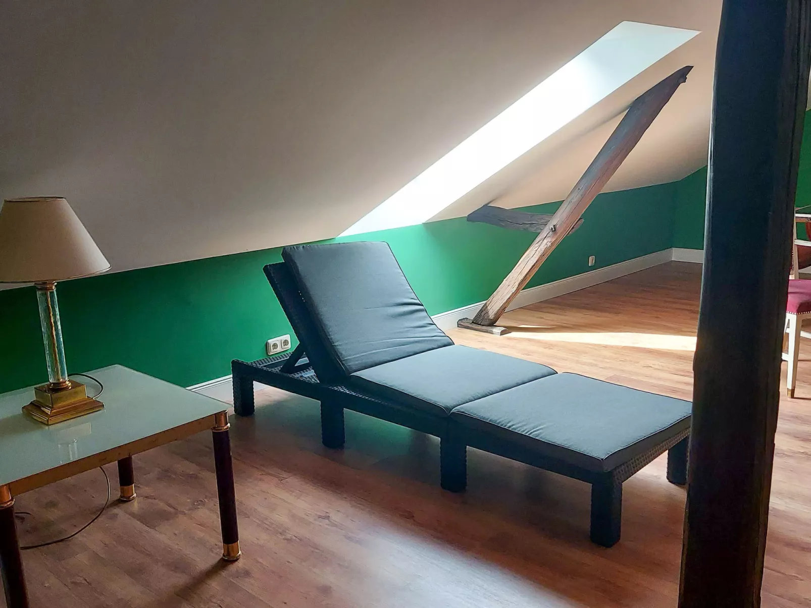 Lounge an der Kirche-Inside