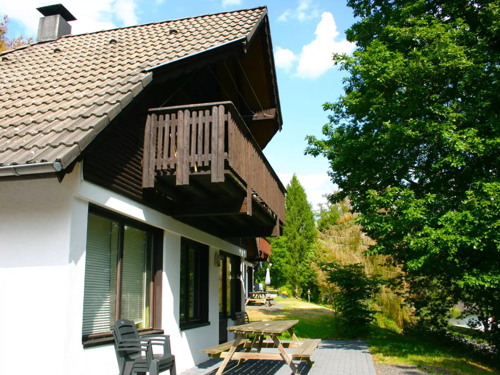 Am Sternberg 40-Outside