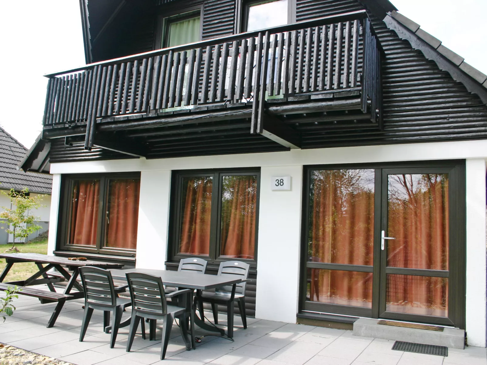 Am Sternberg 38-Outside