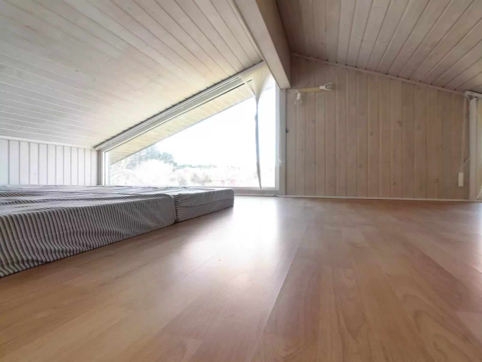 "Aponi" - 400m from the sea-Inside