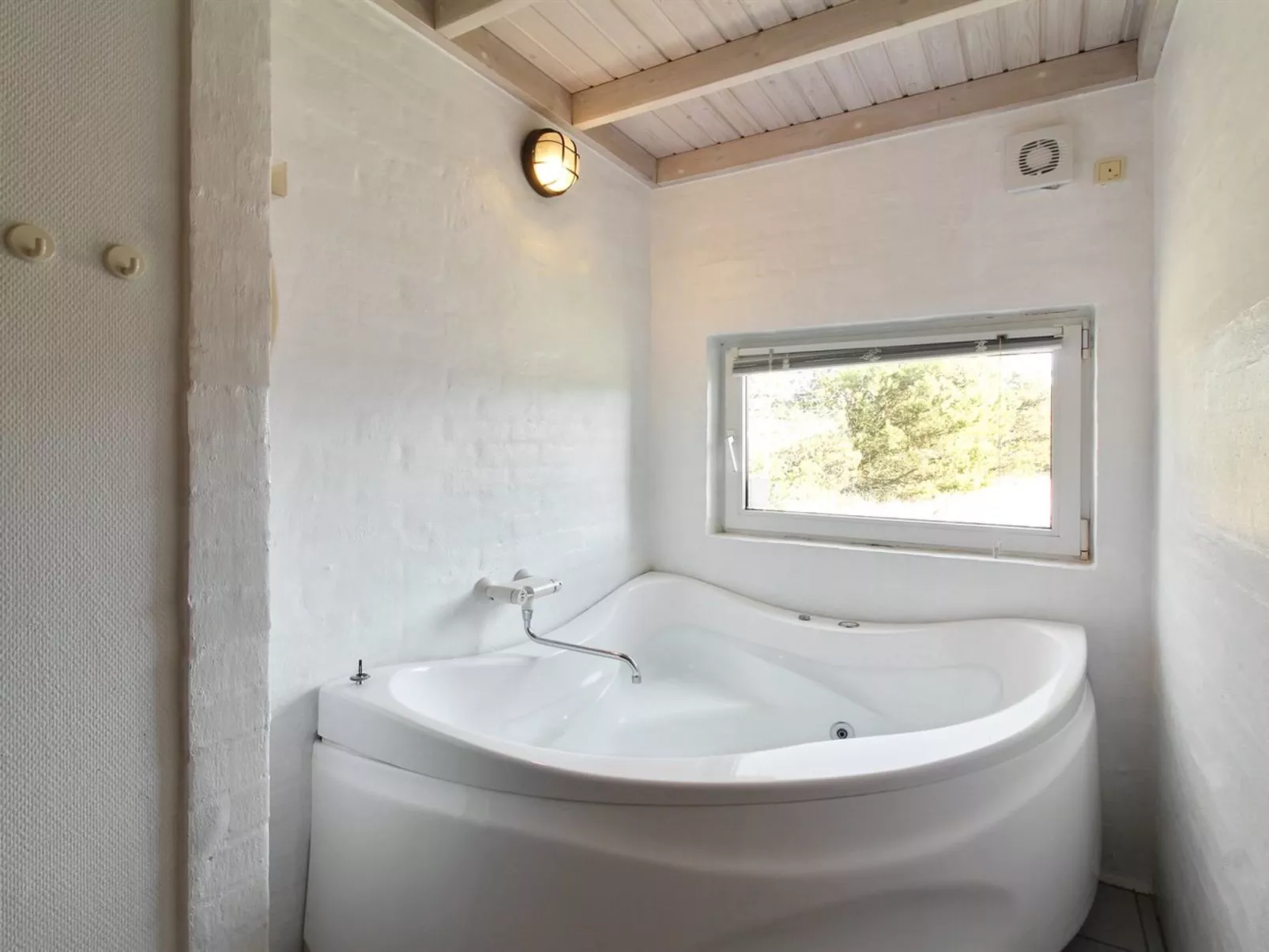 "Aponi" - 400m from the sea-Inside