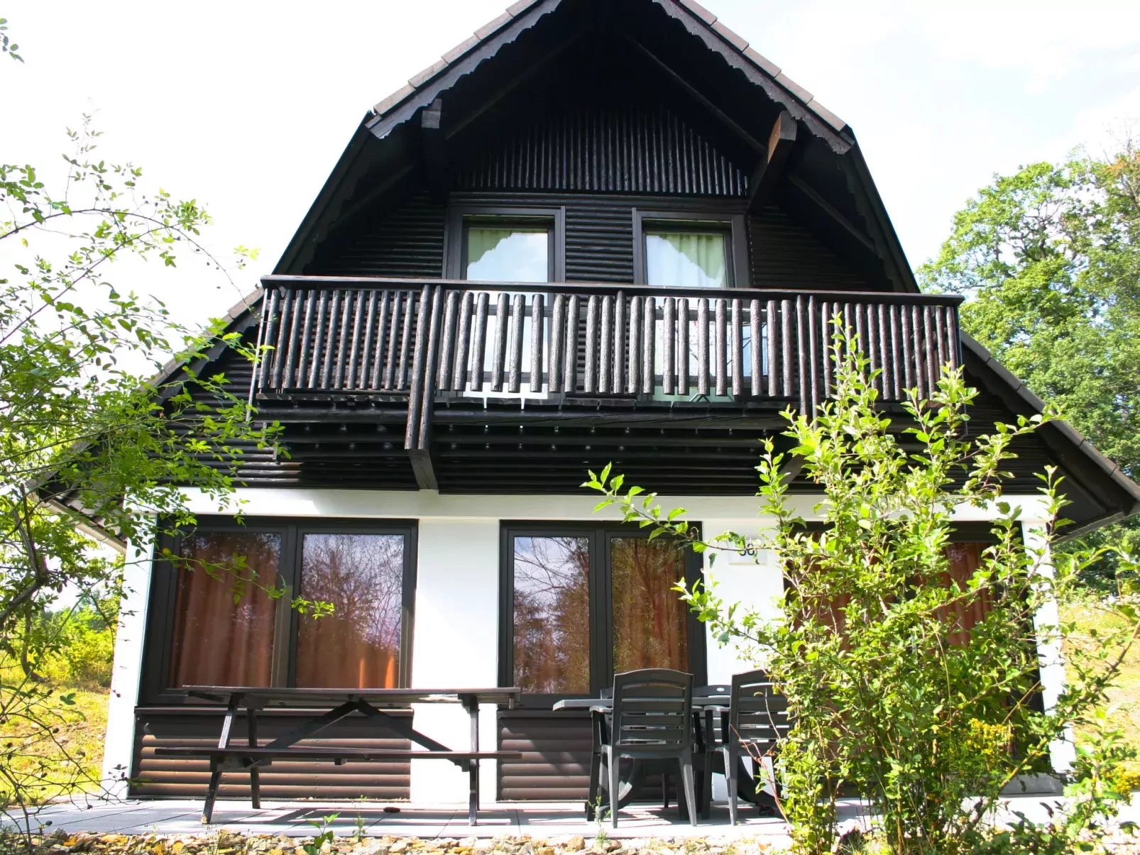 Am Sternberg 38-Outside