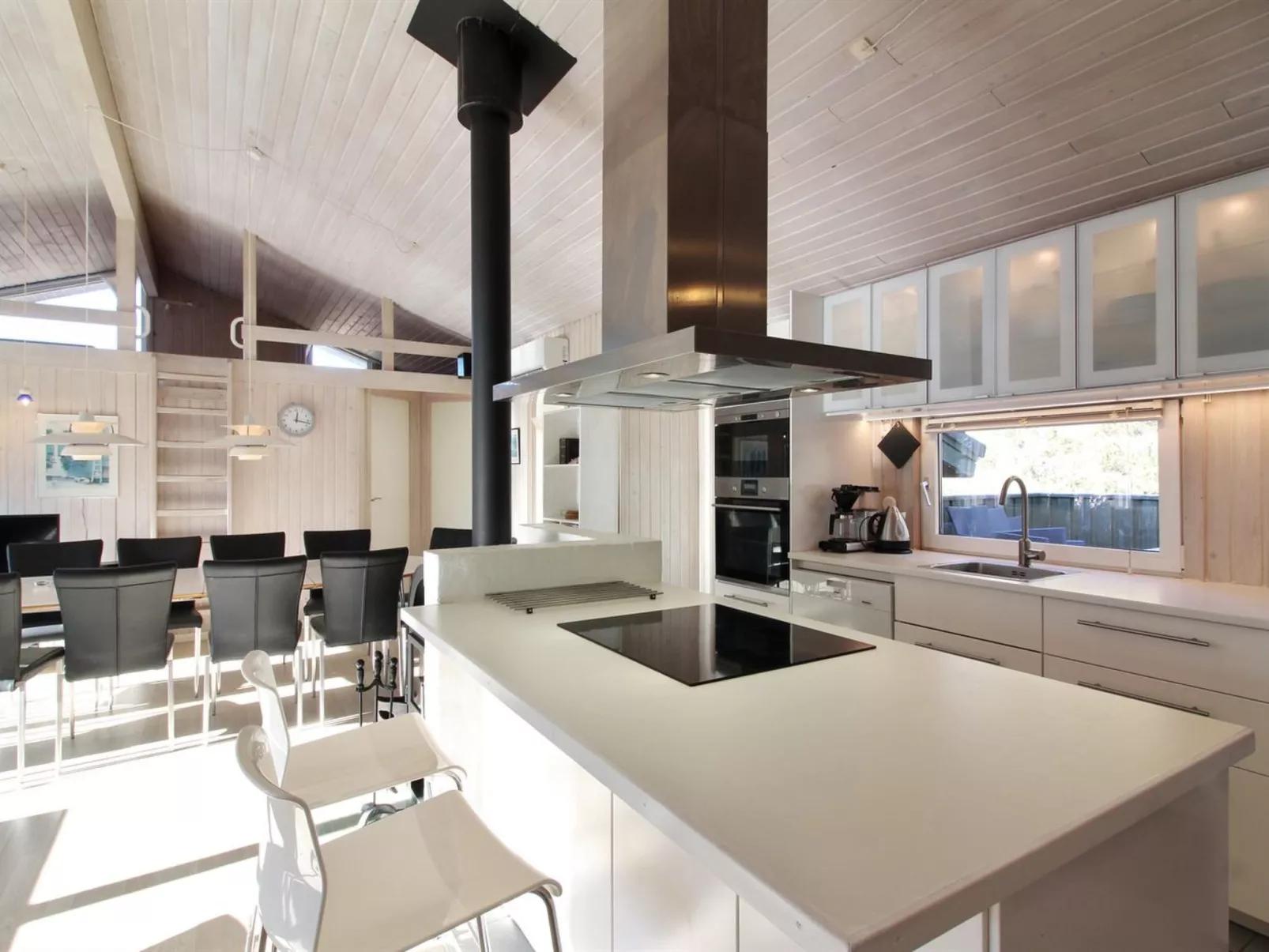 "Aponi" - 400m from the sea-Inside