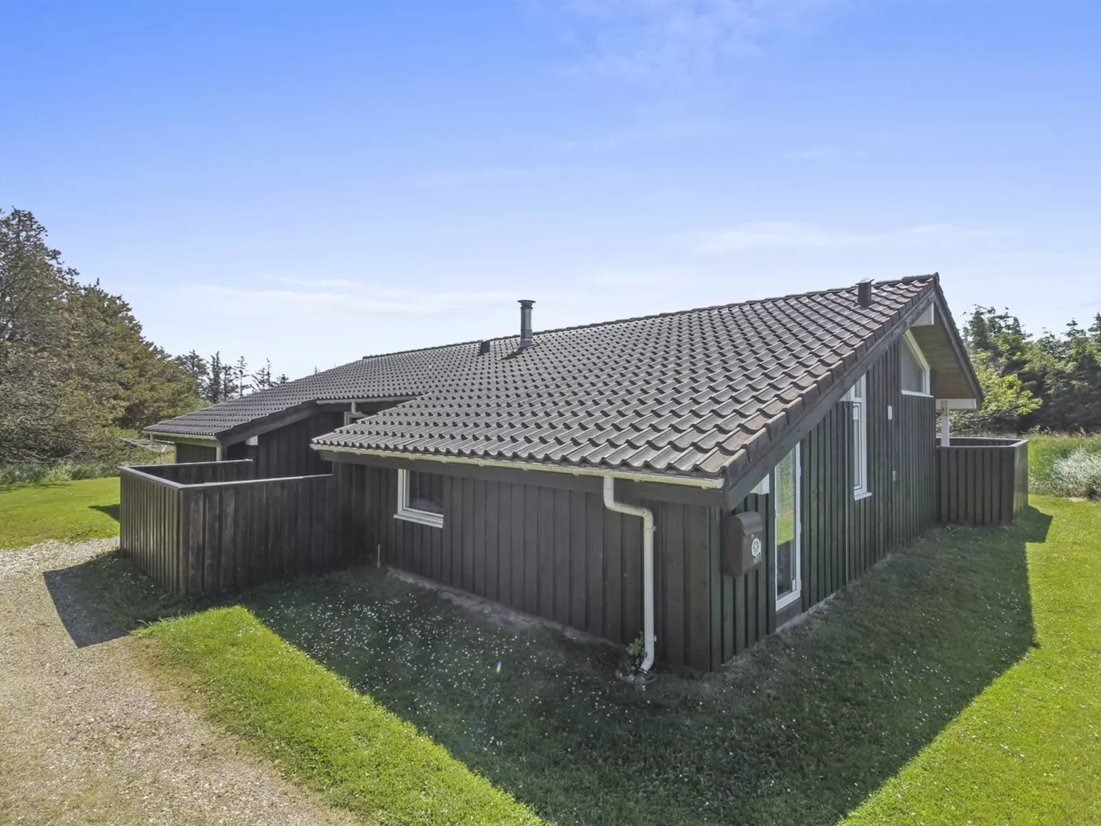 "Aponi" - 400m from the sea-Outside