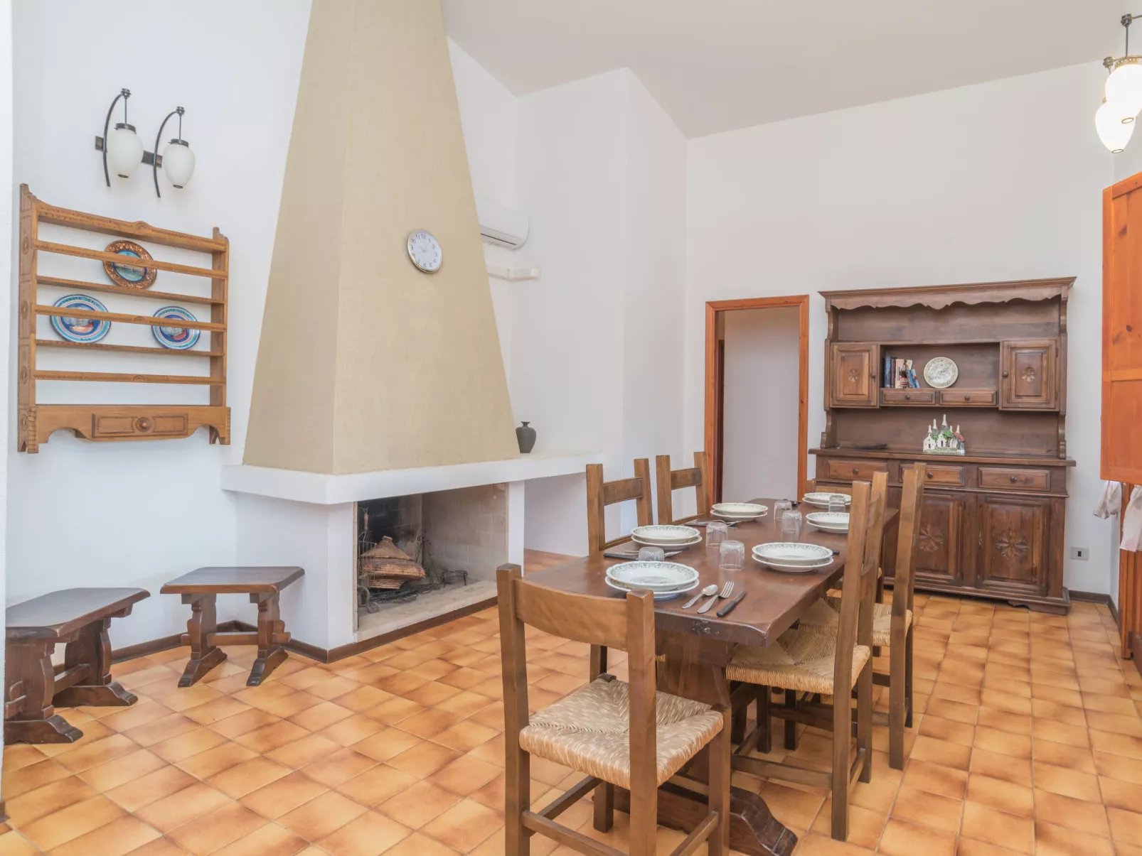 Villa Monte Nai (REI420)-Inside