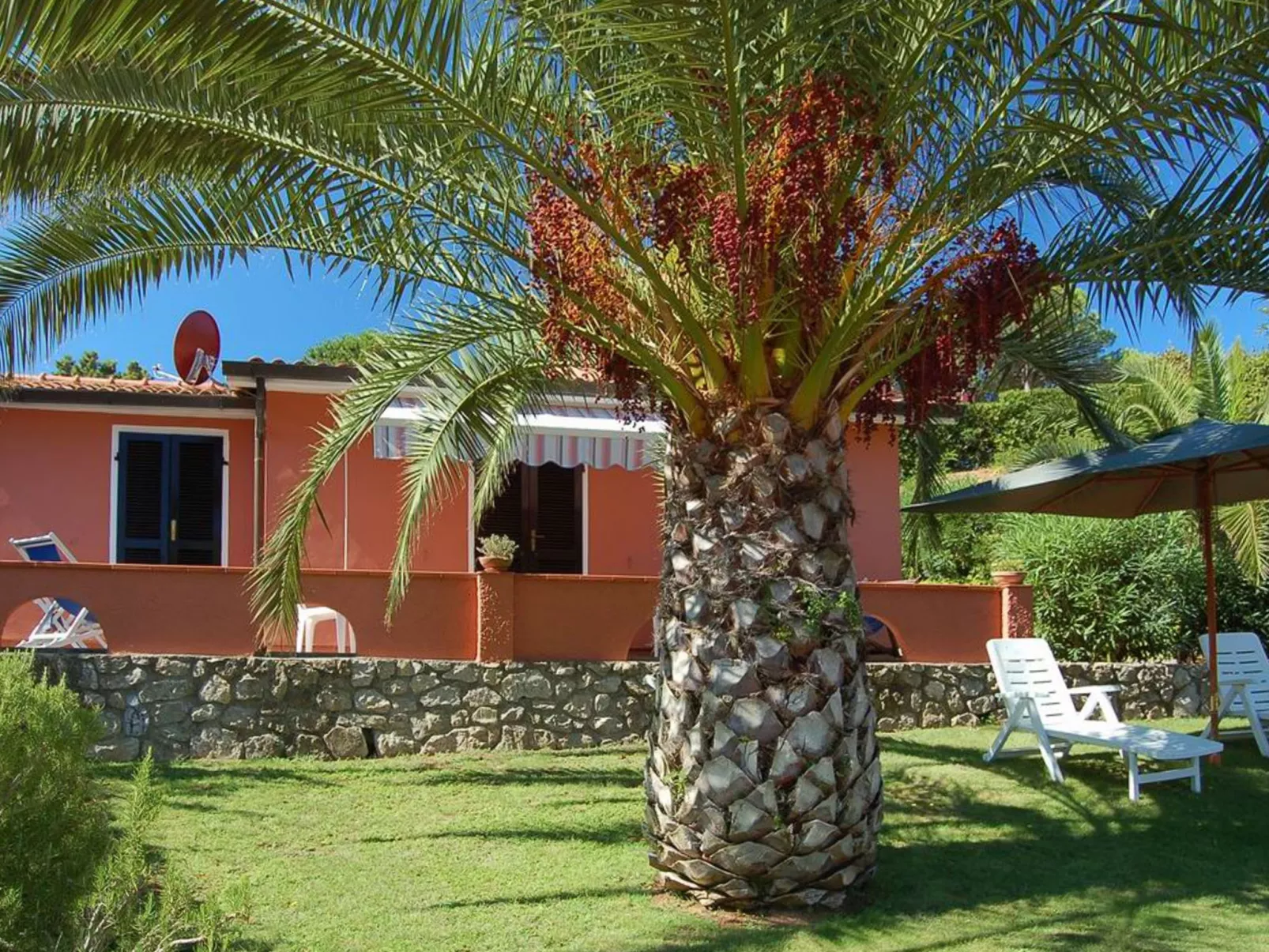 Villa Franca-Outside