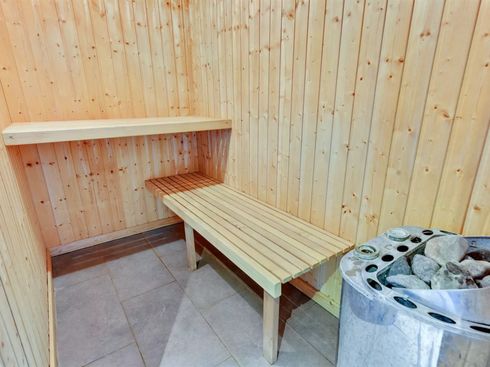 "Cara" - 200m from the sea-Inside