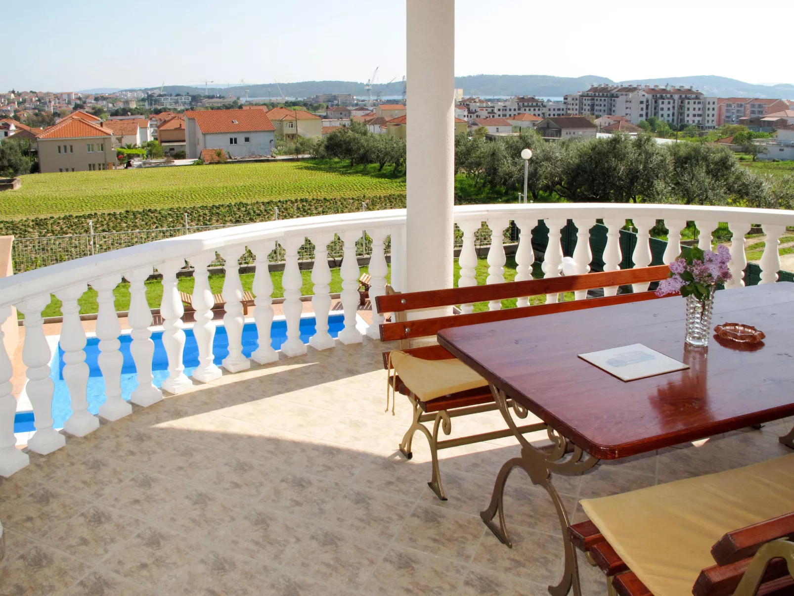 Villa Saba-Dehors