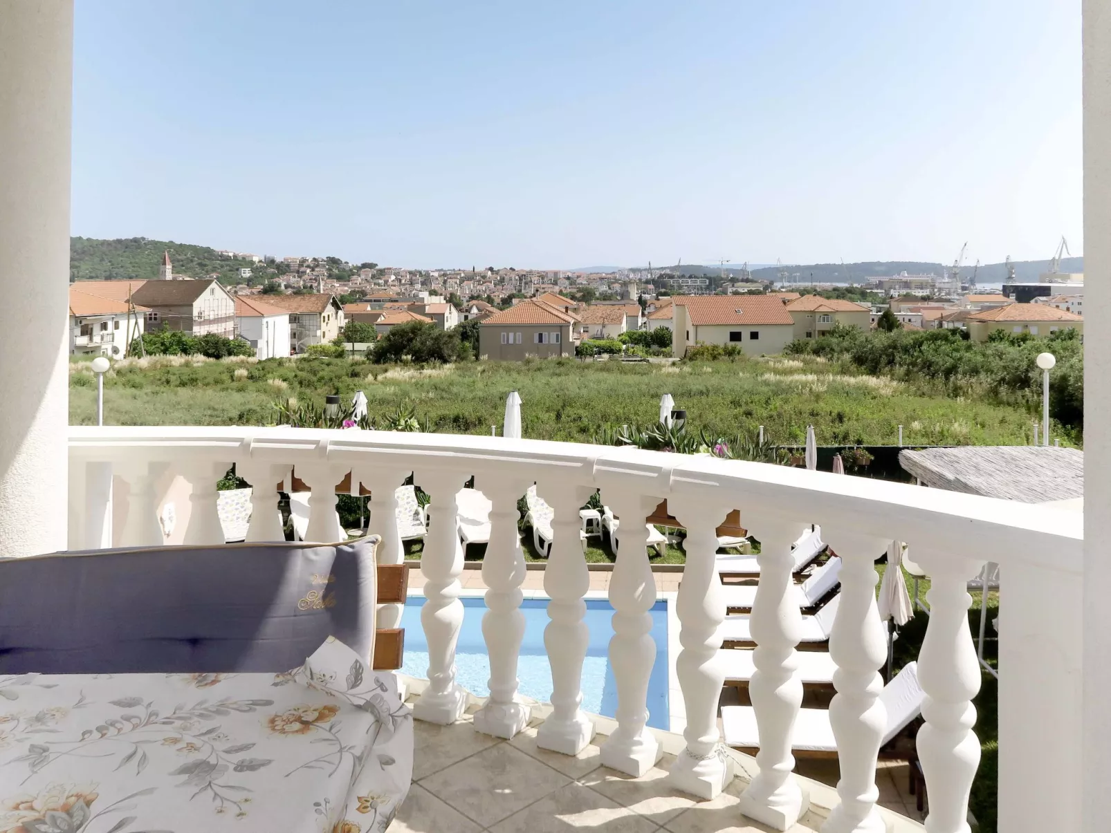 Villa Saba-Dehors
