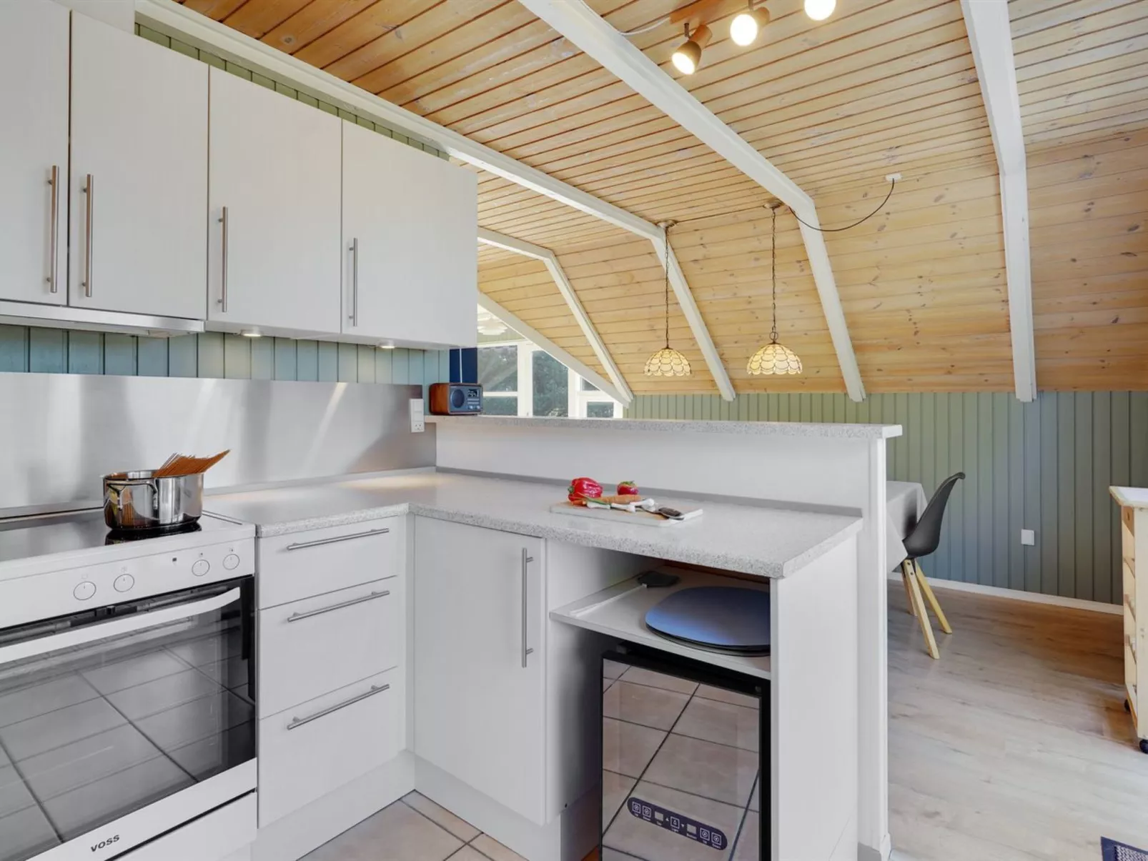 "Urpo" - 6km from the sea-Inside