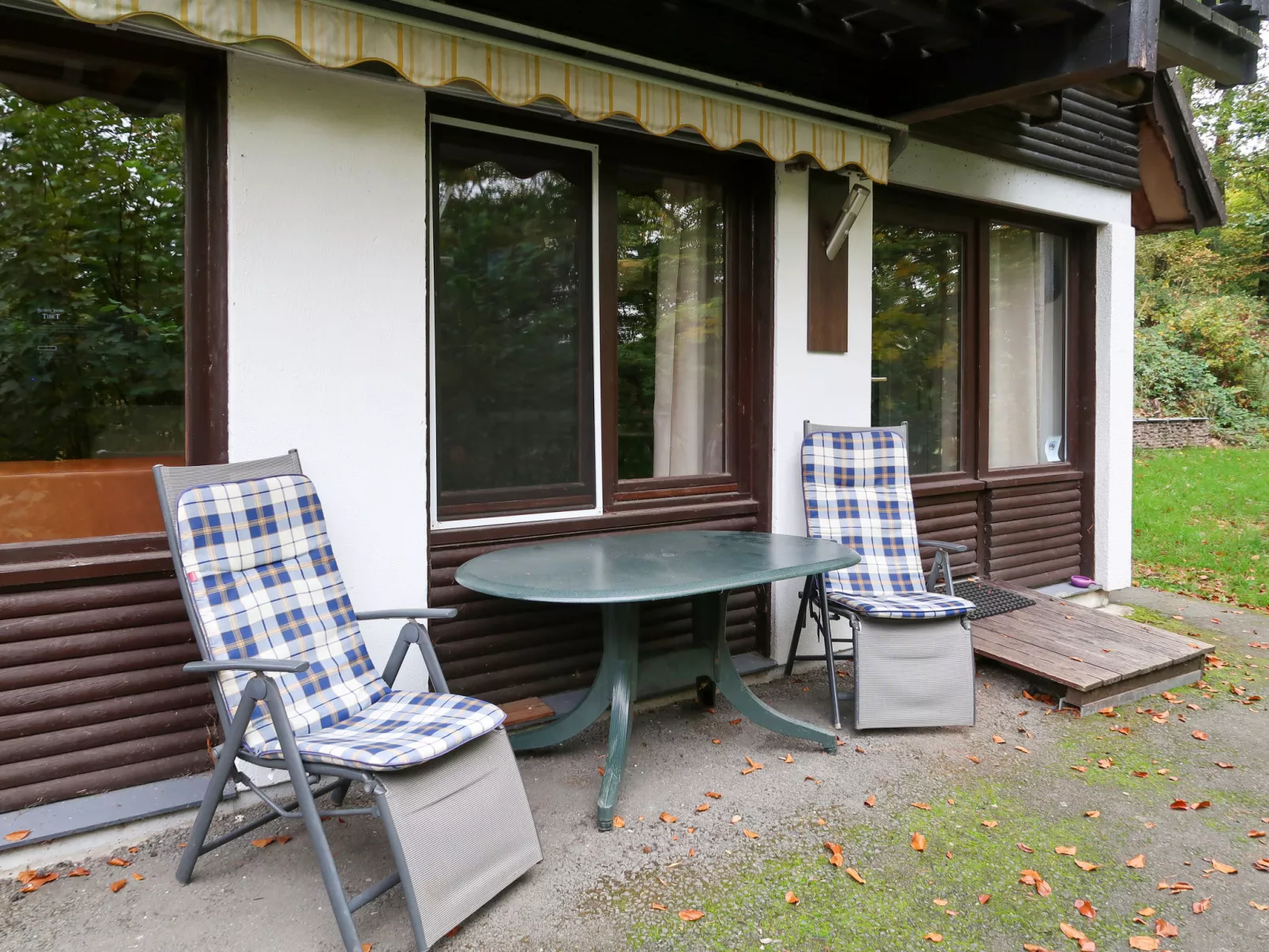 Tischlein, deck dich-Outside