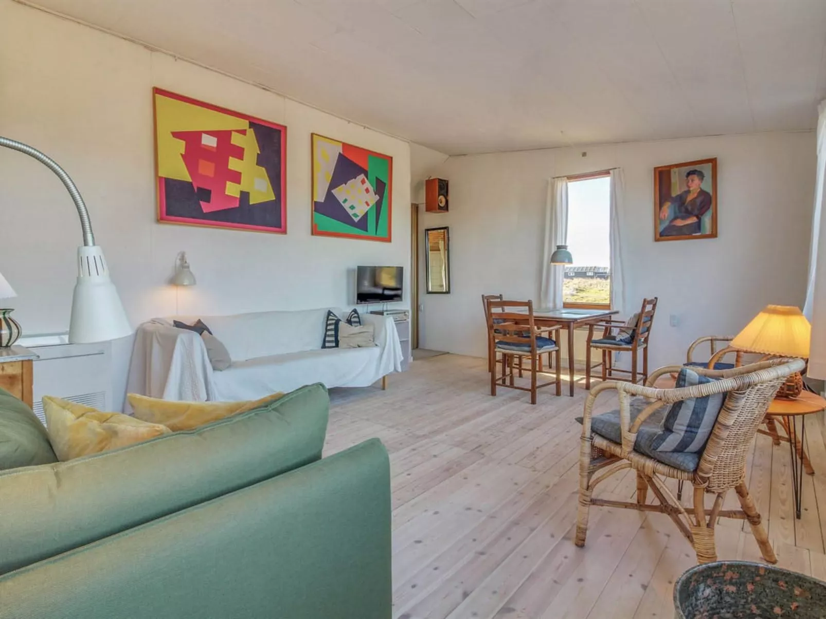 "Jules" - 300m from the sea-Drinnen
