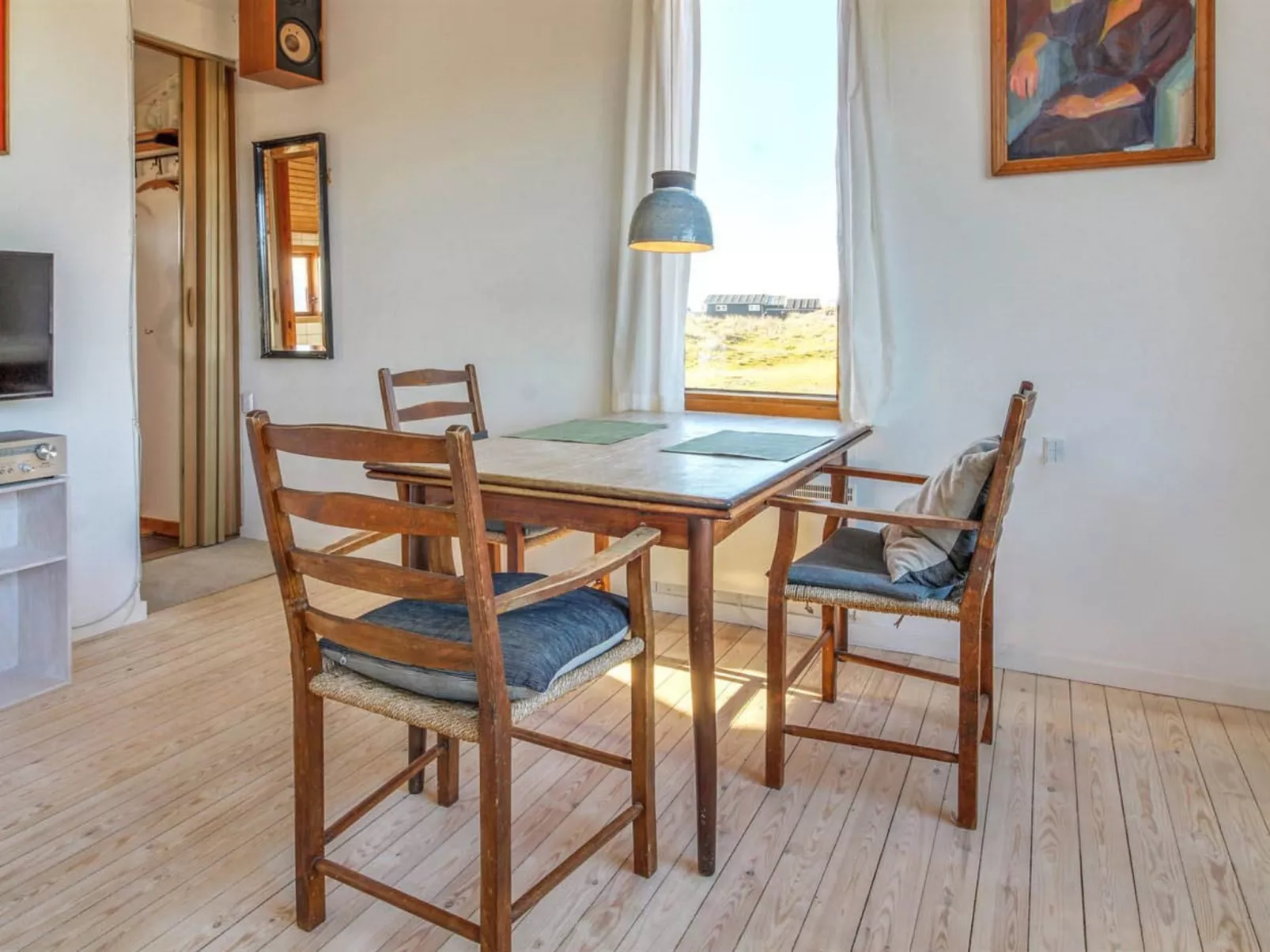 "Jules" - 300m from the sea-Drinnen