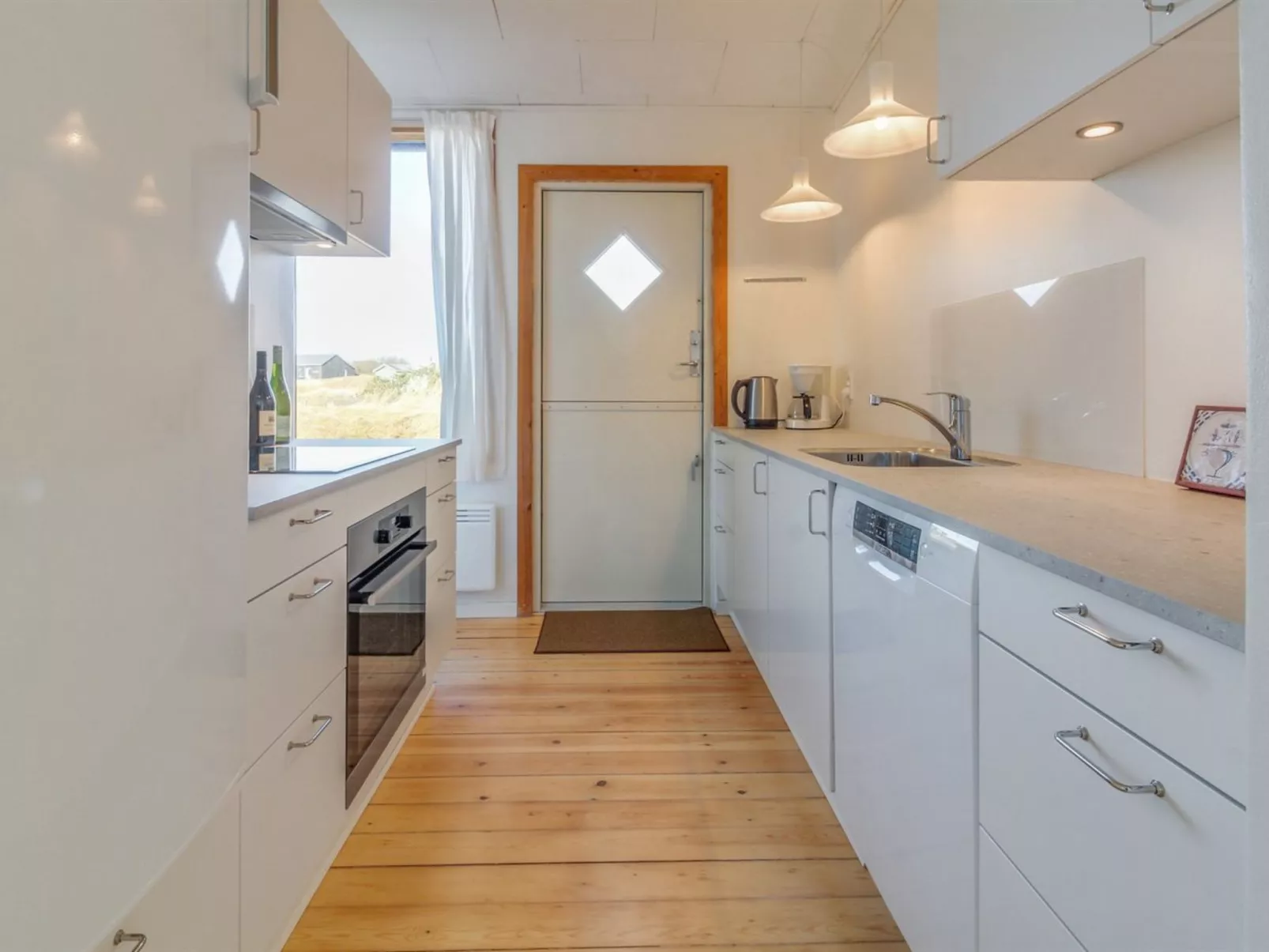 "Jules" - 300m from the sea-Drinnen