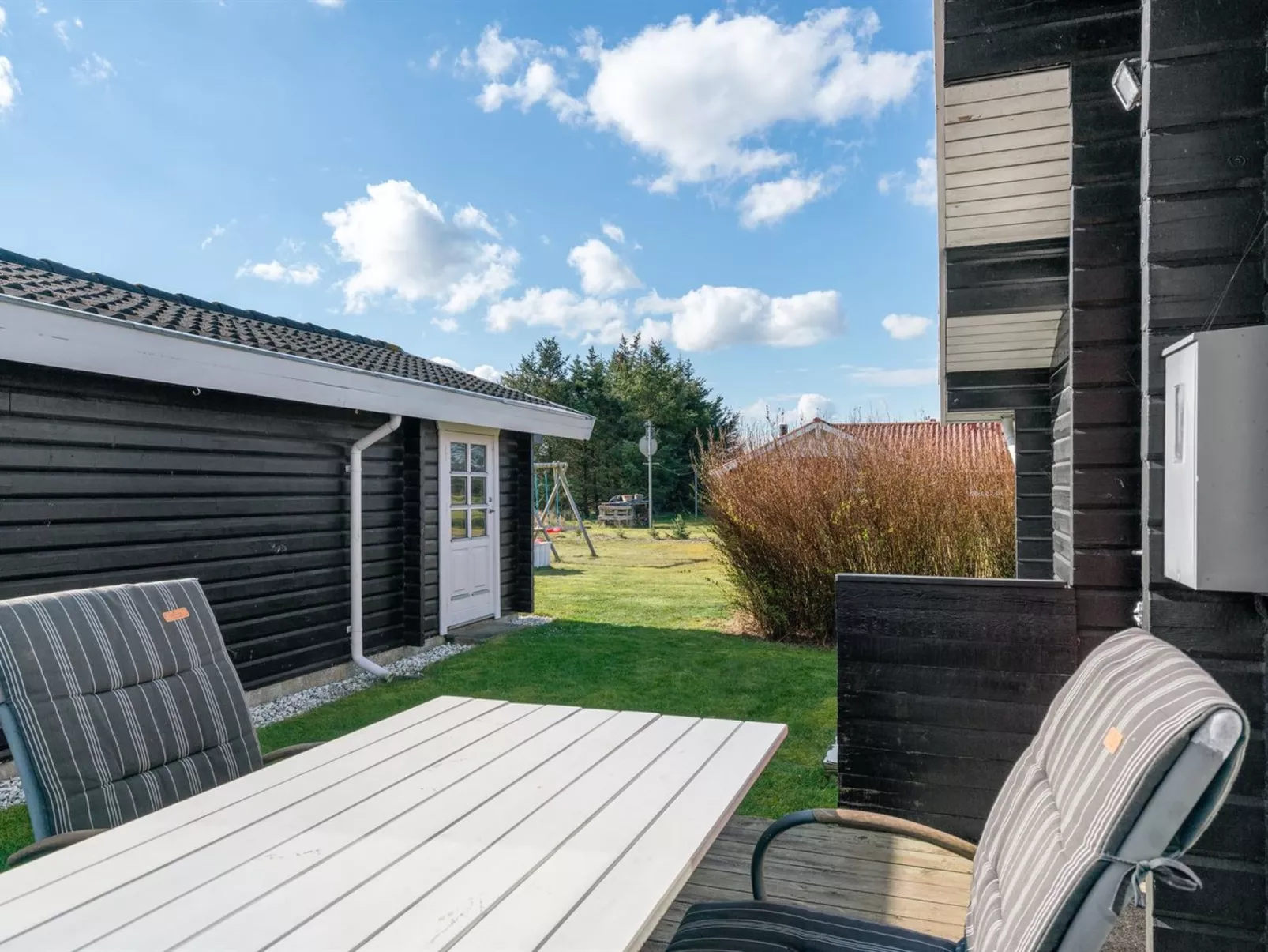 "Awarth" - 500m from the sea-Outside