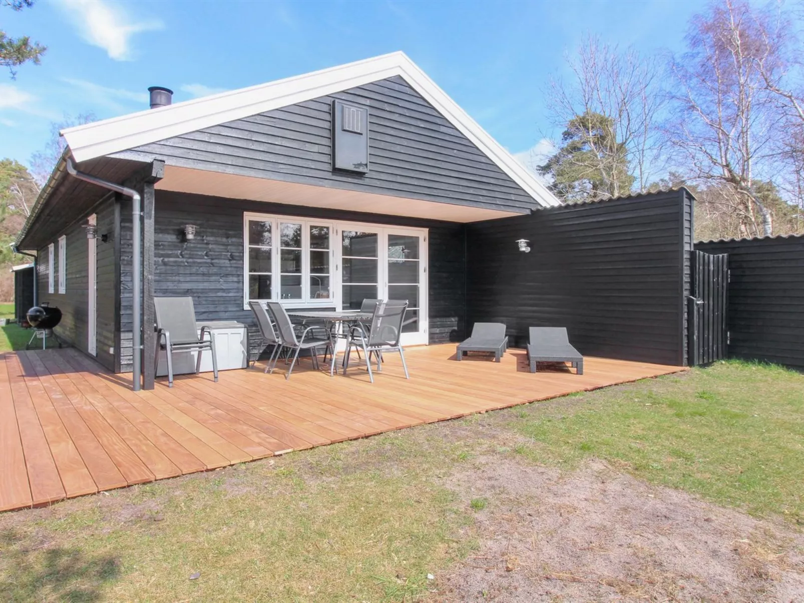 "Peadda" - 150m from the sea-Outside