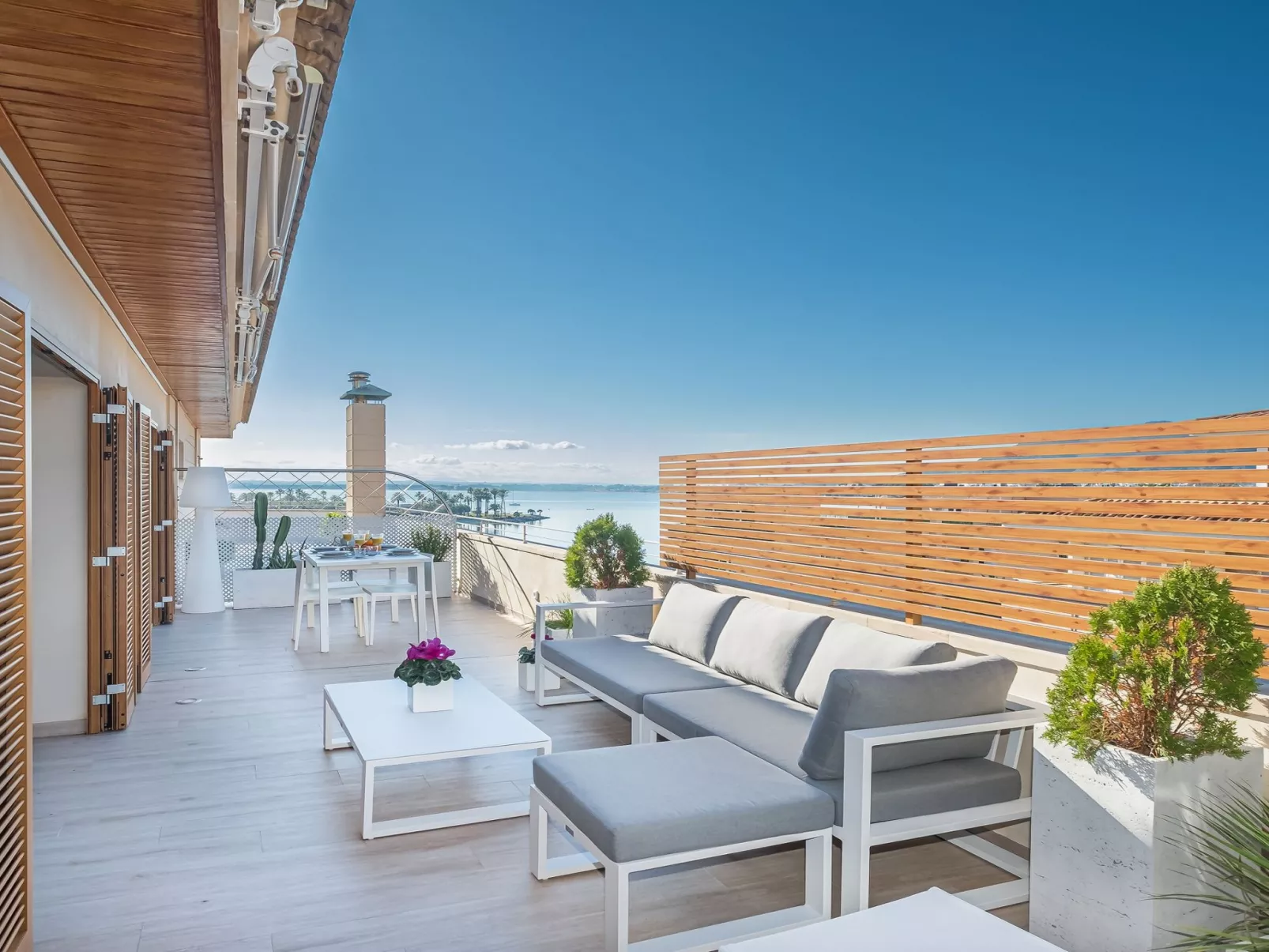 Attic Sea Views-Outside
