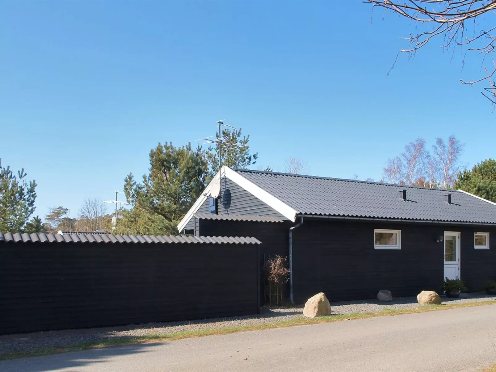 "Peadda" - 150m from the sea-Outside