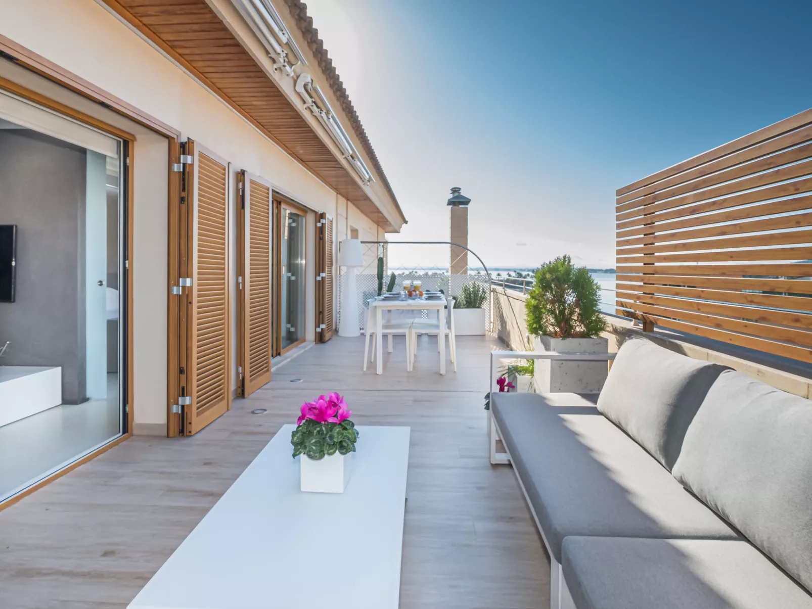 Attic Sea Views-Outside