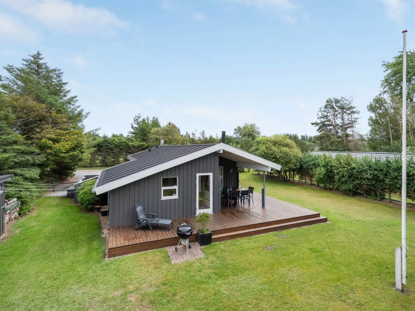 "Ønder" - 800m from the sea-Outside
