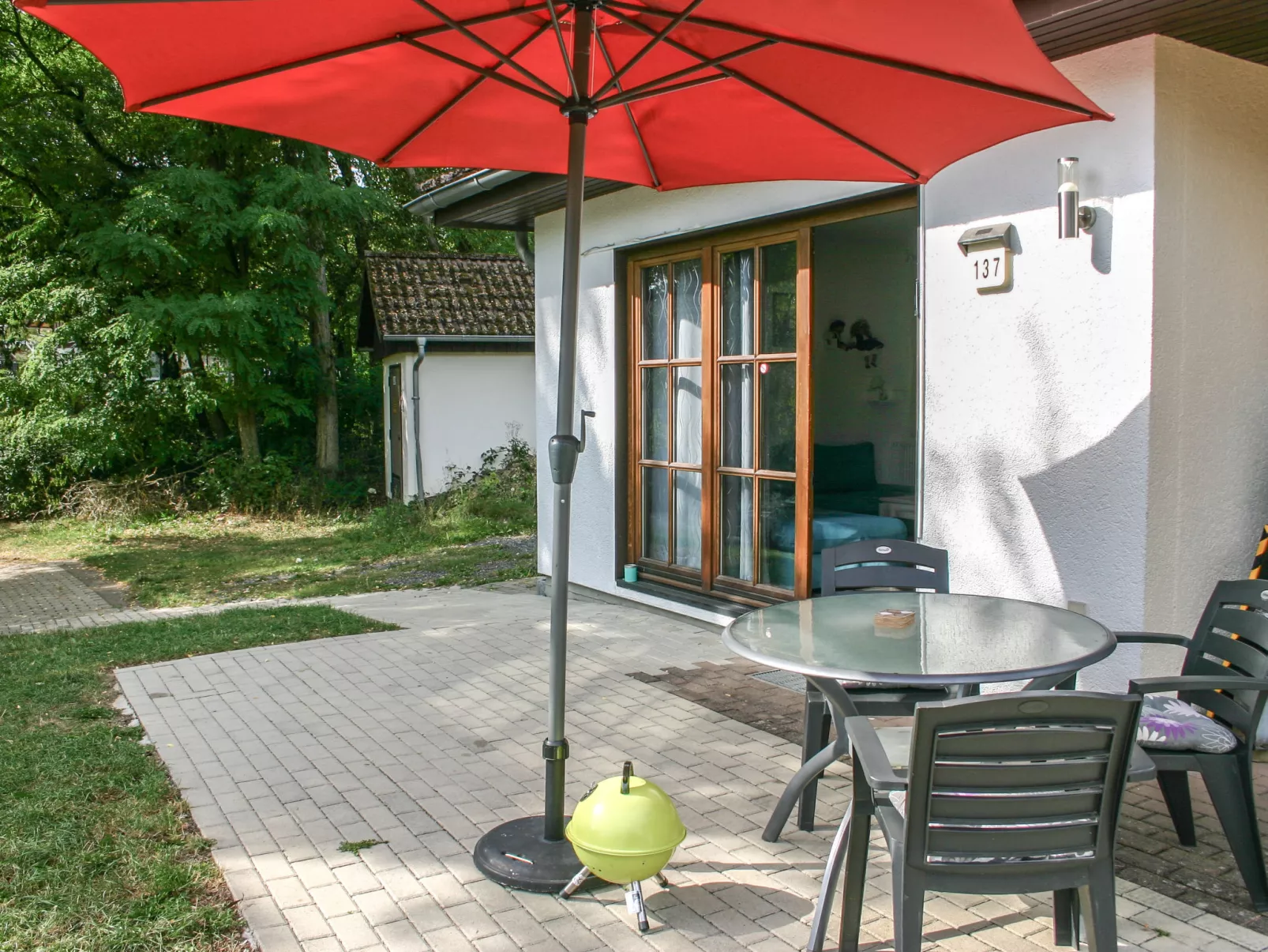 Elke's Traum-Outside