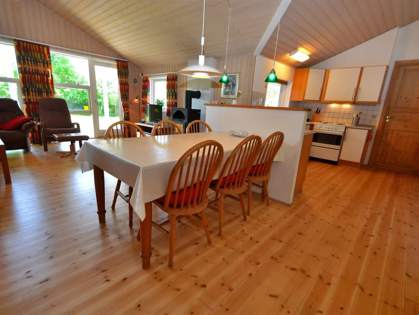 "Salla" - 1.2km from the sea-Inside