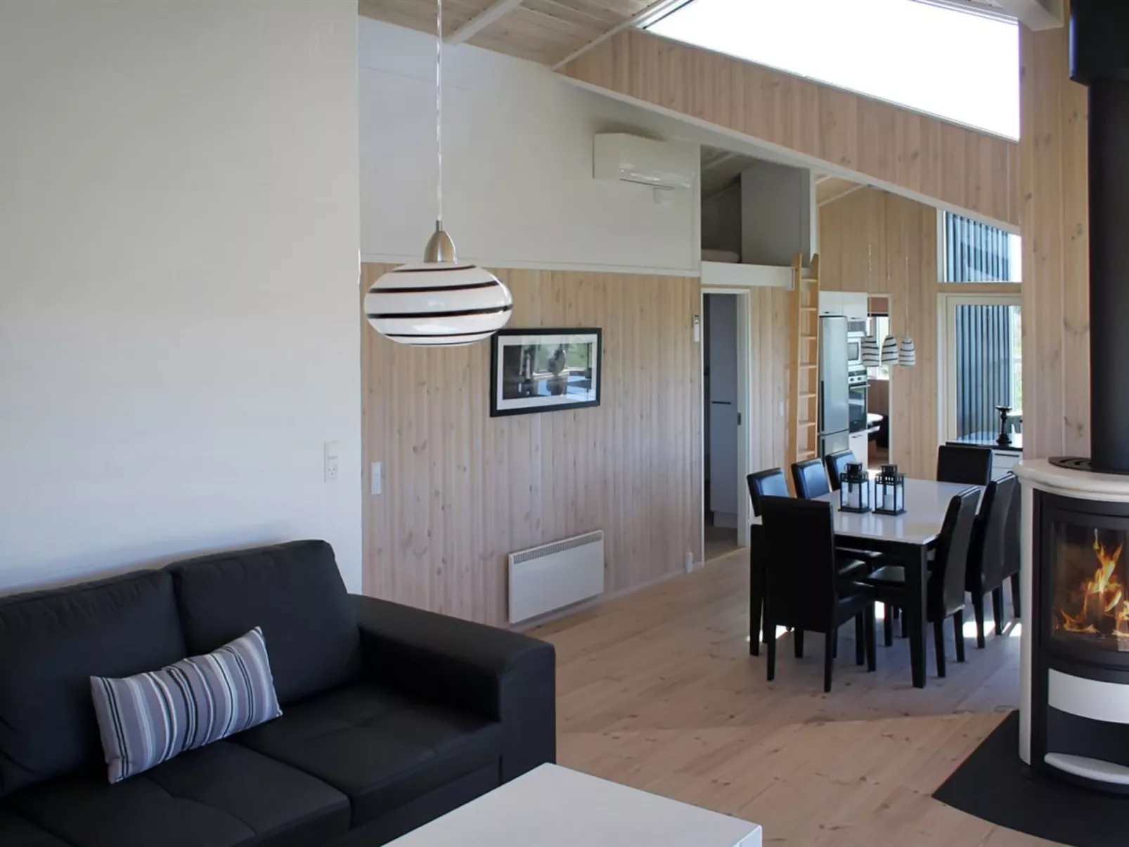 "Simona" - 300m from the sea