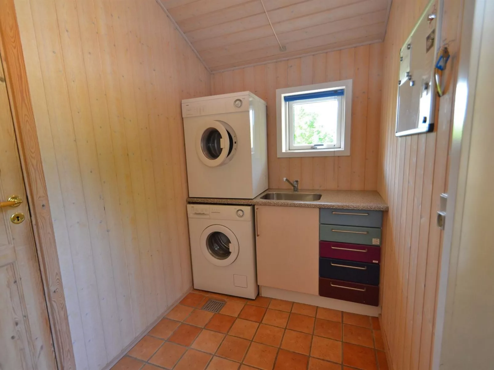 "Salla" - 1.2km from the sea-Inside
