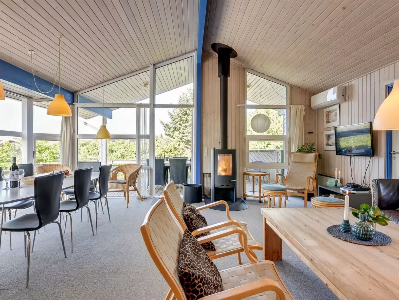 "Andrie" - 800m from the sea