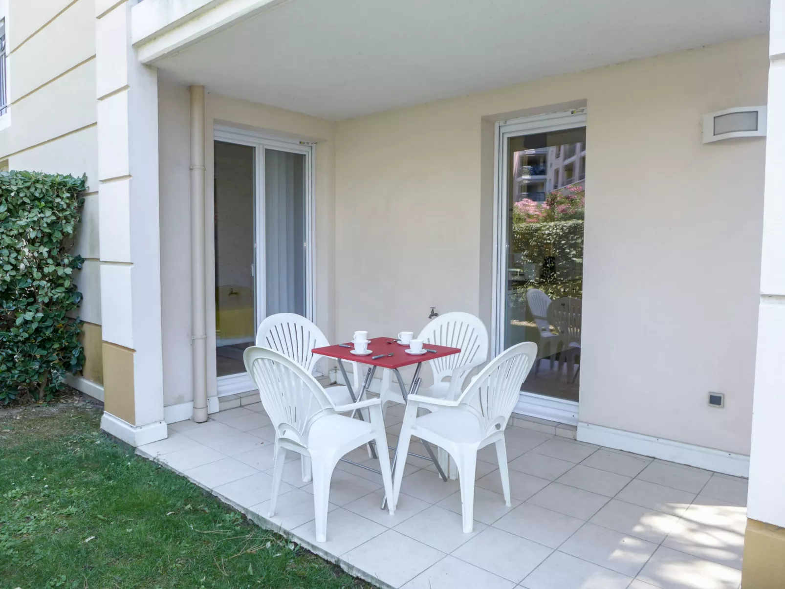 Le Grand Parc-Outside