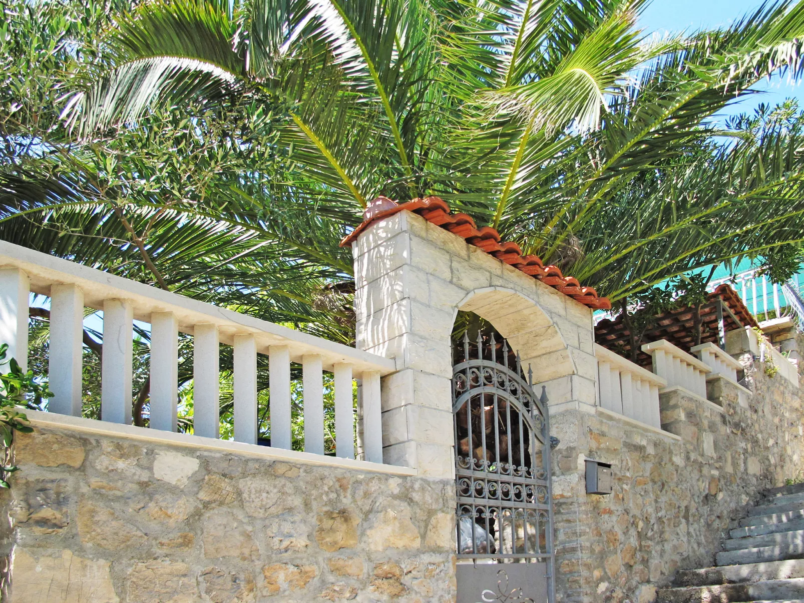 Garden-Outside