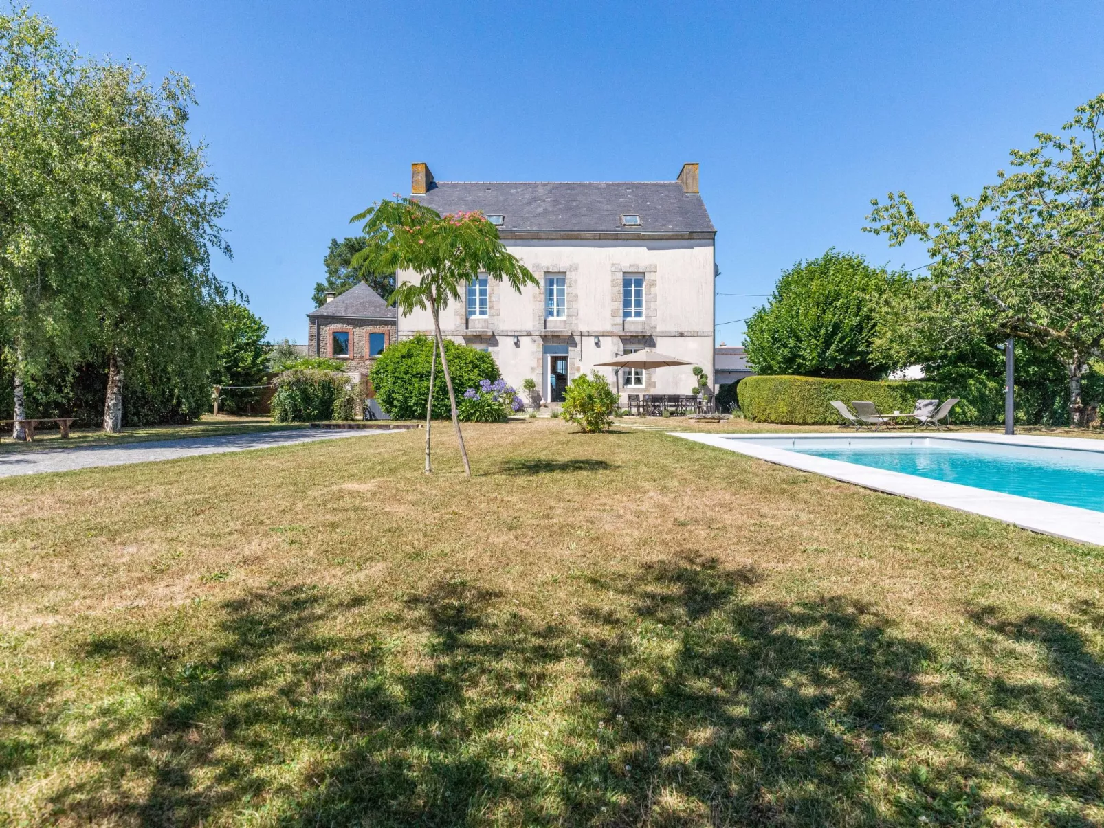 La maison des Frères (Villa)-Dehors
