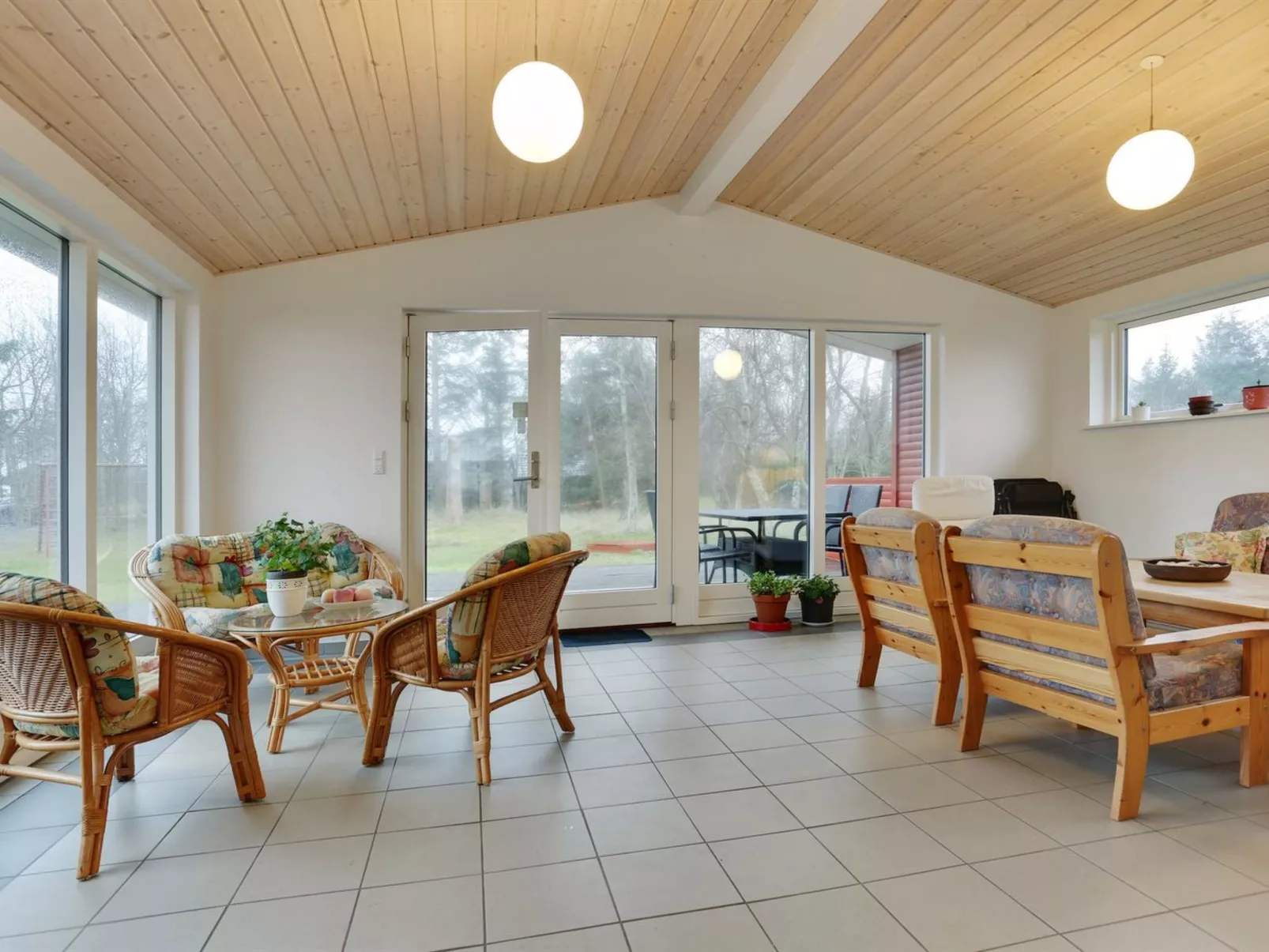 "Rayla" - 150m from the sea-Inside