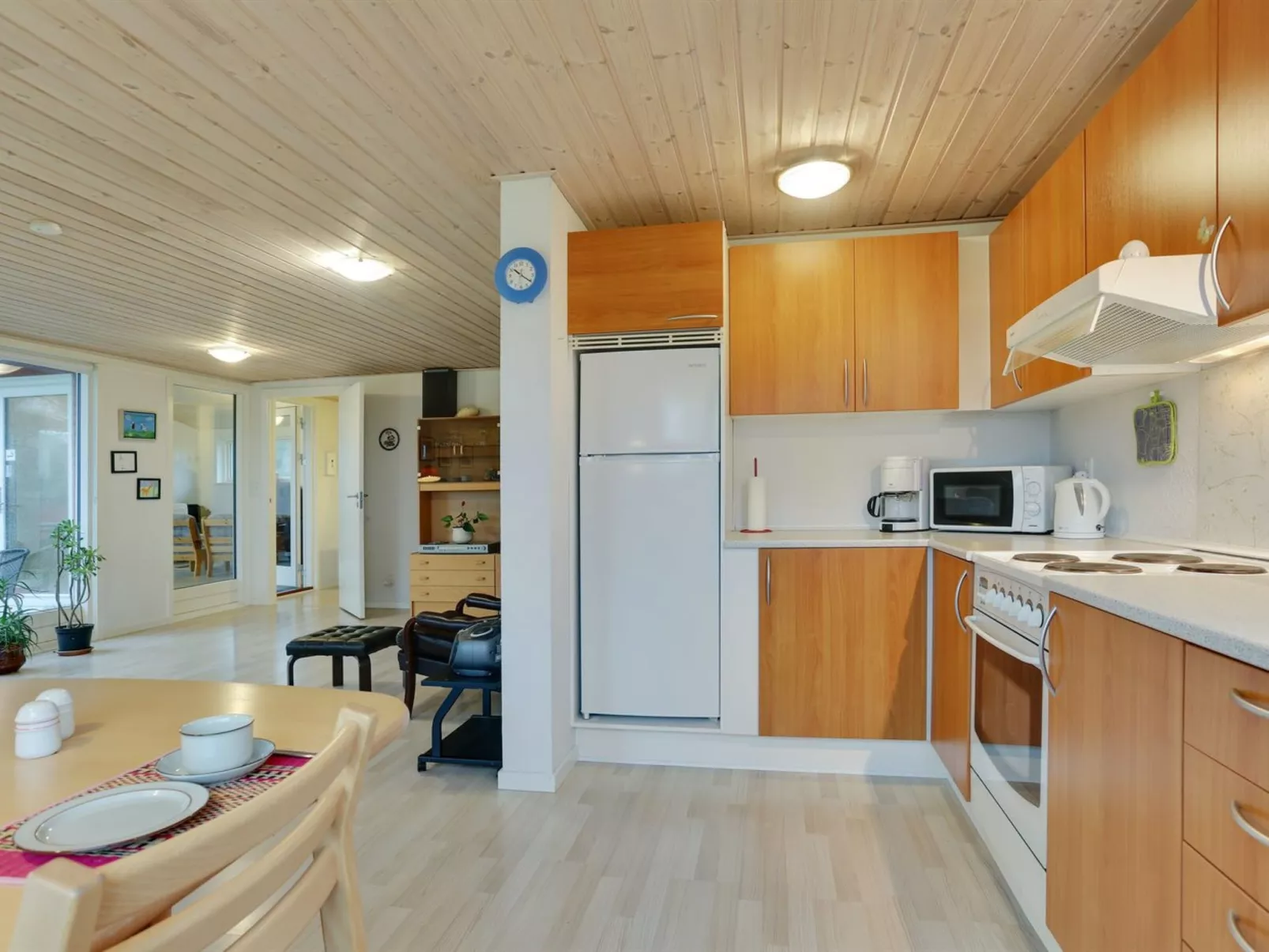 "Rayla" - 150m from the sea-Inside