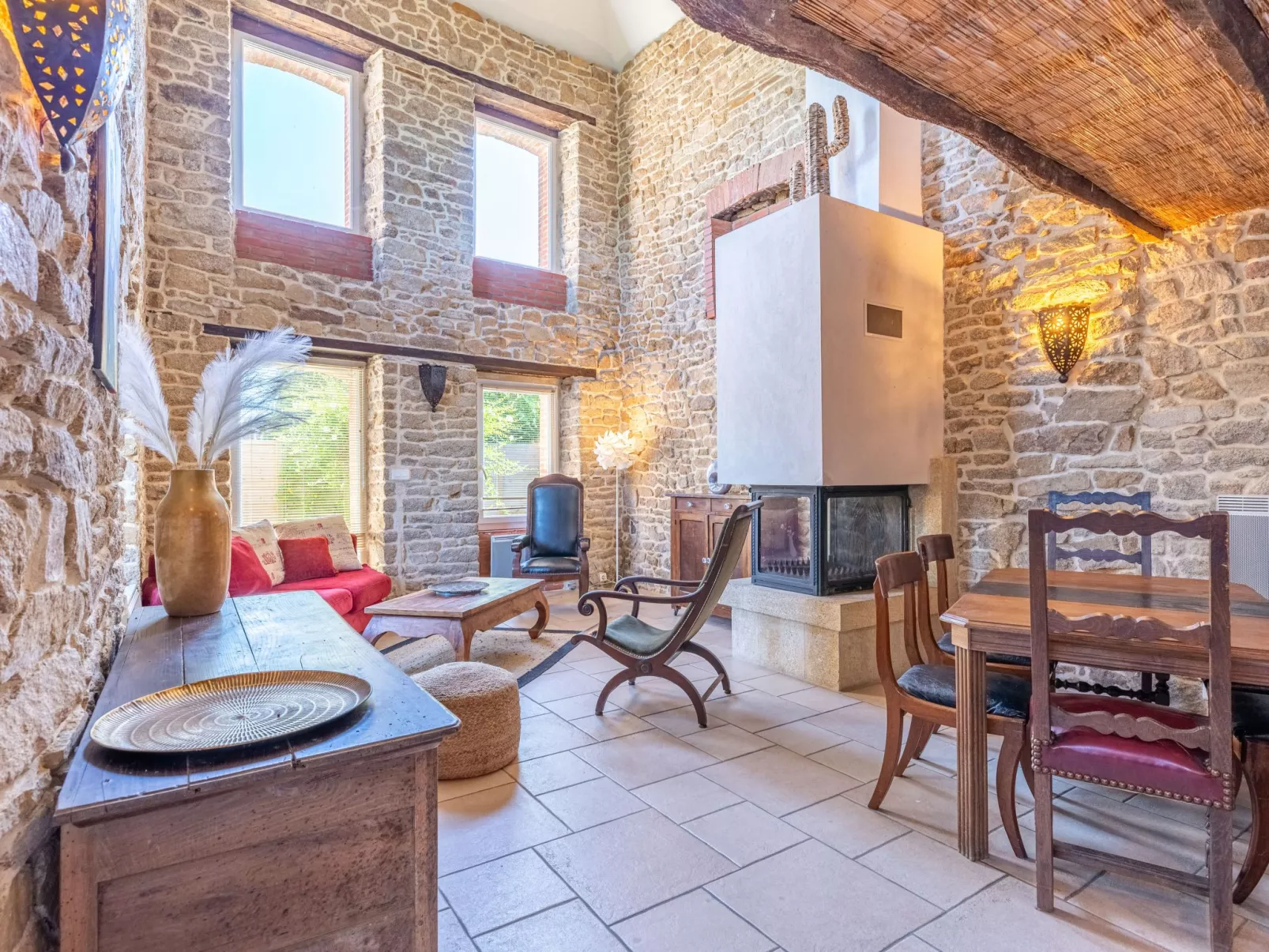 La Maison des Frères (villa + annexe)-Drinnen