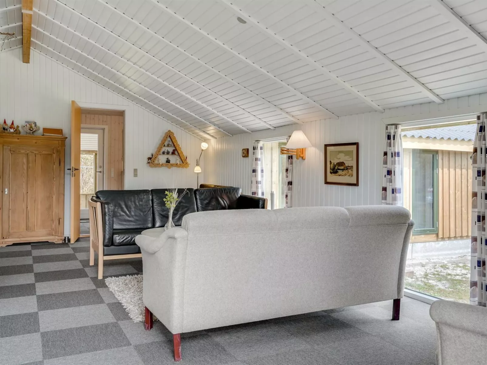 "Arona" - 1.5km from the sea-Inside