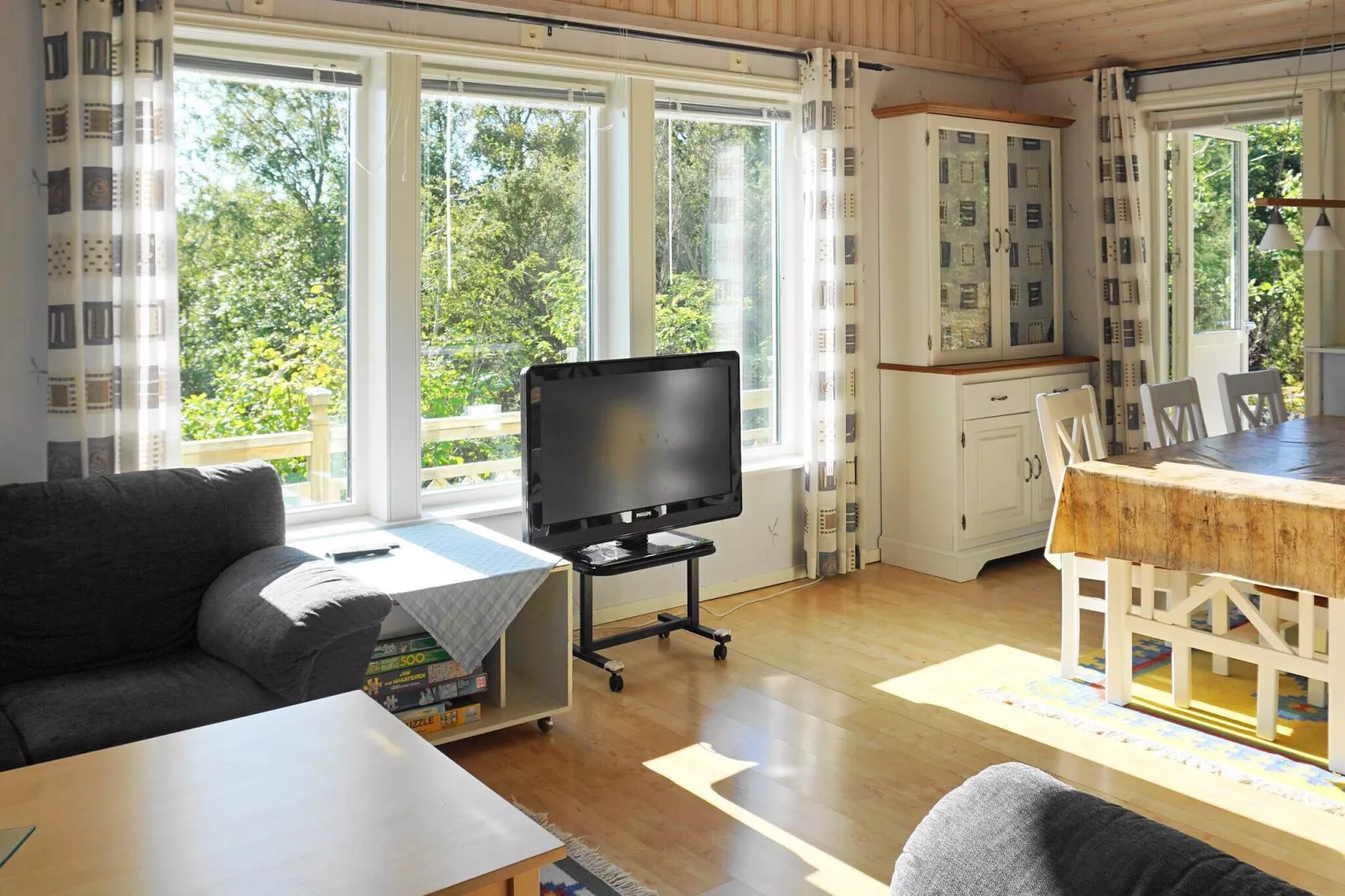 9 person holiday home in ASKERÖARNA-Indoor