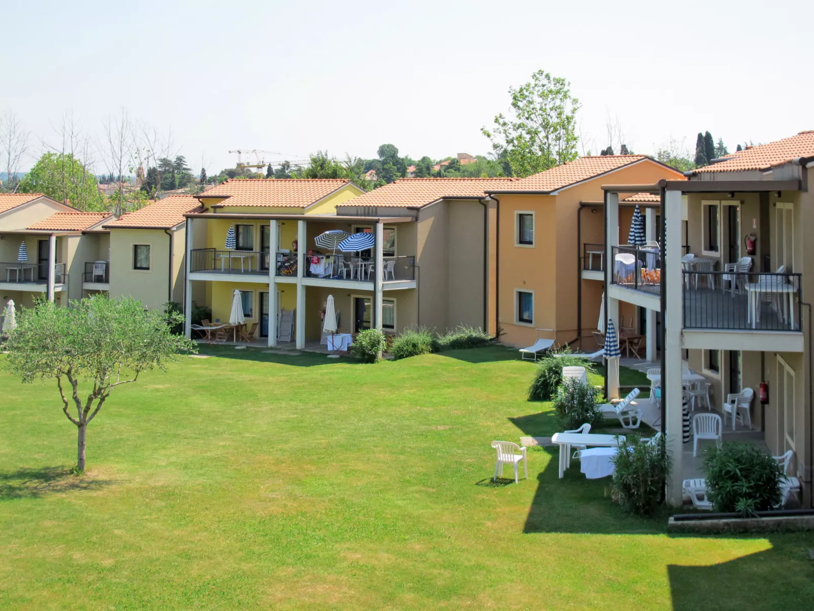 Belvedere Village-Outside