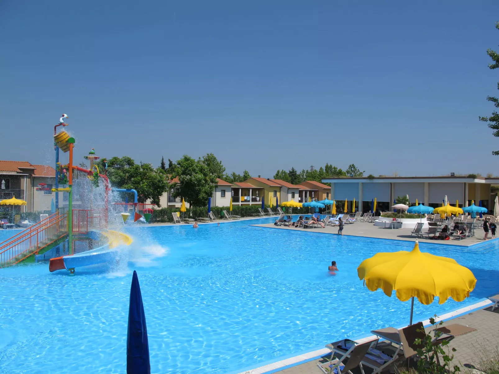 Belvedere Village-Outside