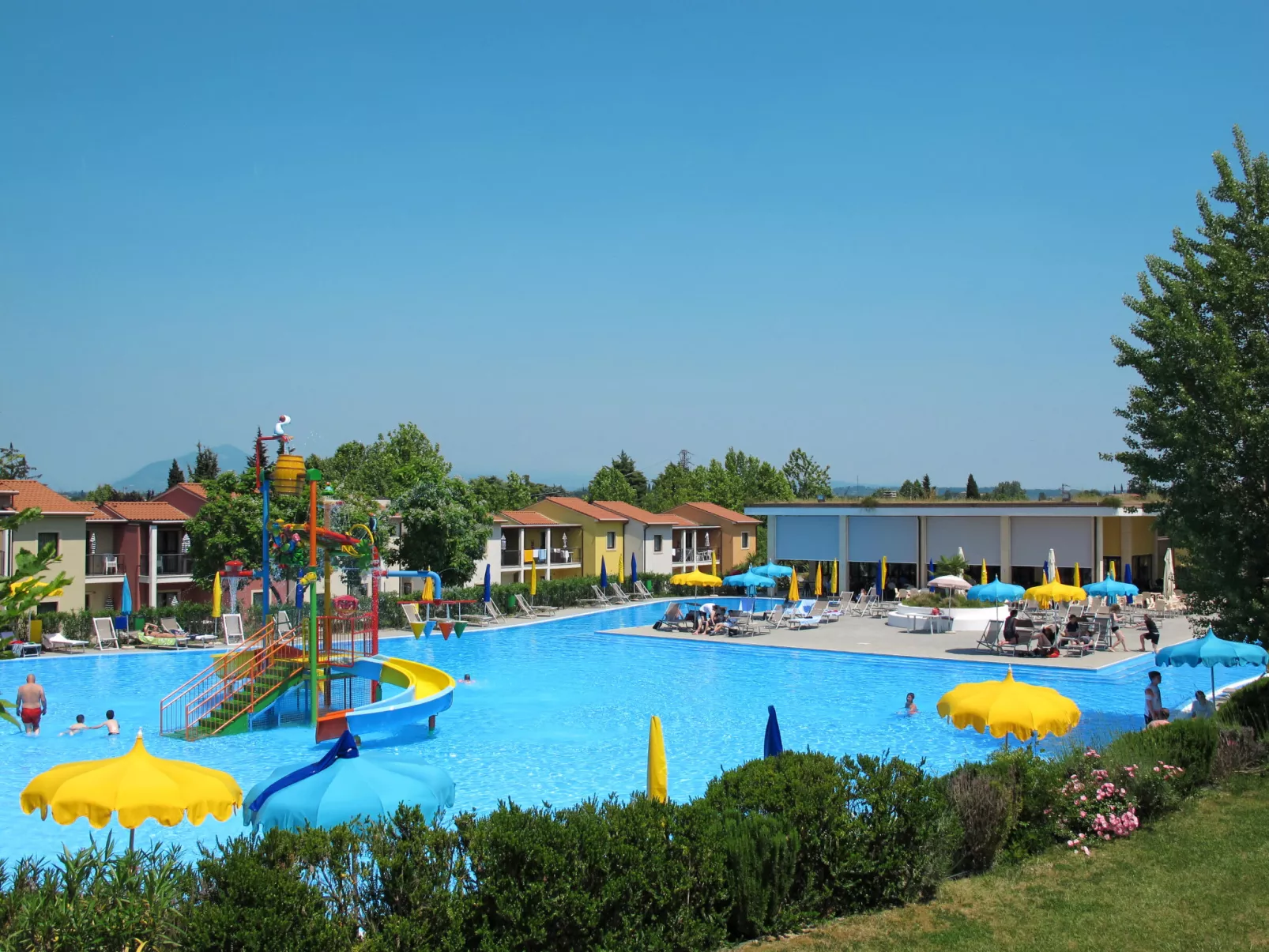 Belvedere Village-Outside