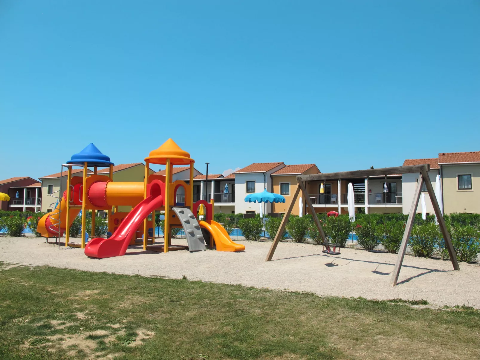 Belvedere Village-Outside